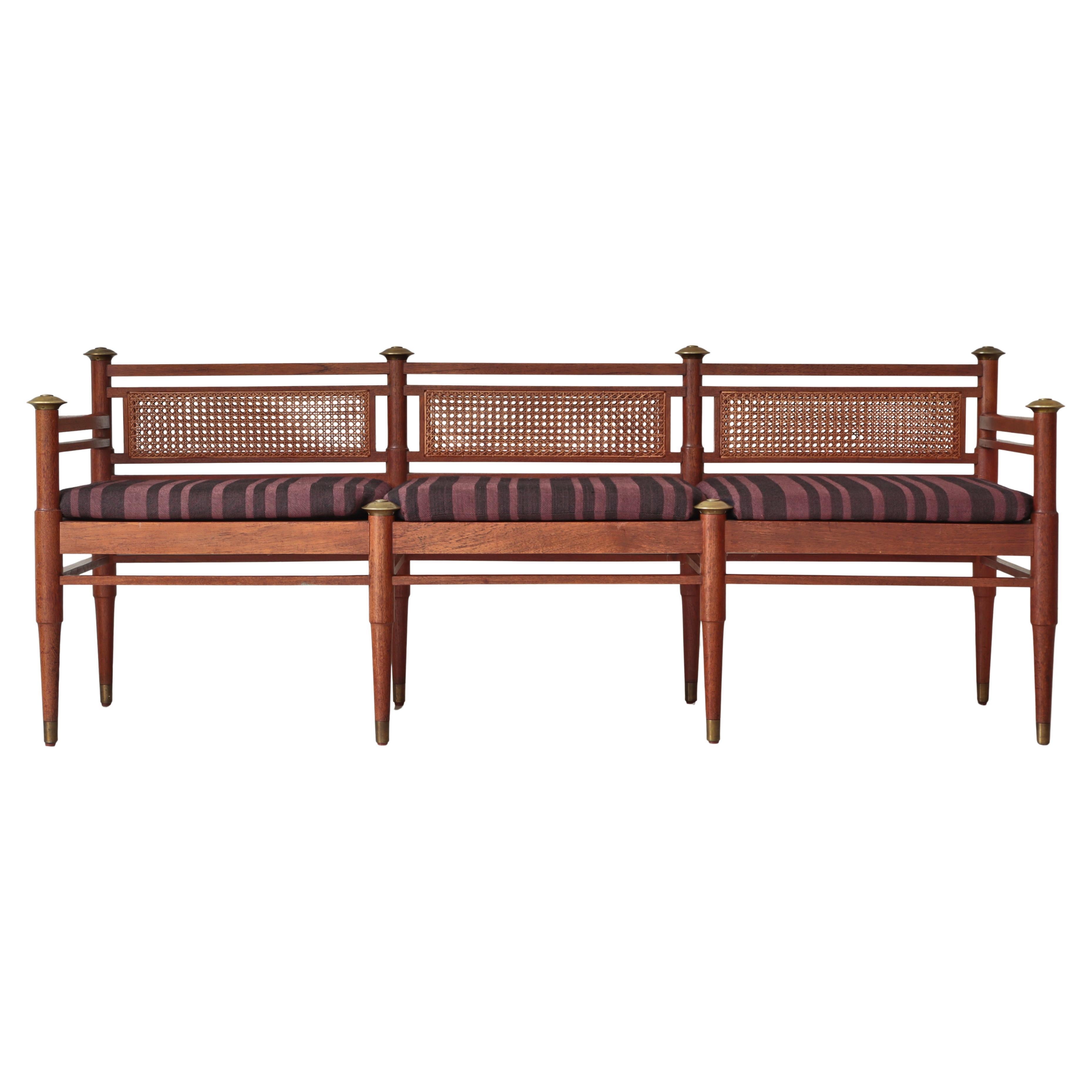 Canapé-banquette en teck et rotin de l
ébéniste danois Frederik Stærmose, années 1940