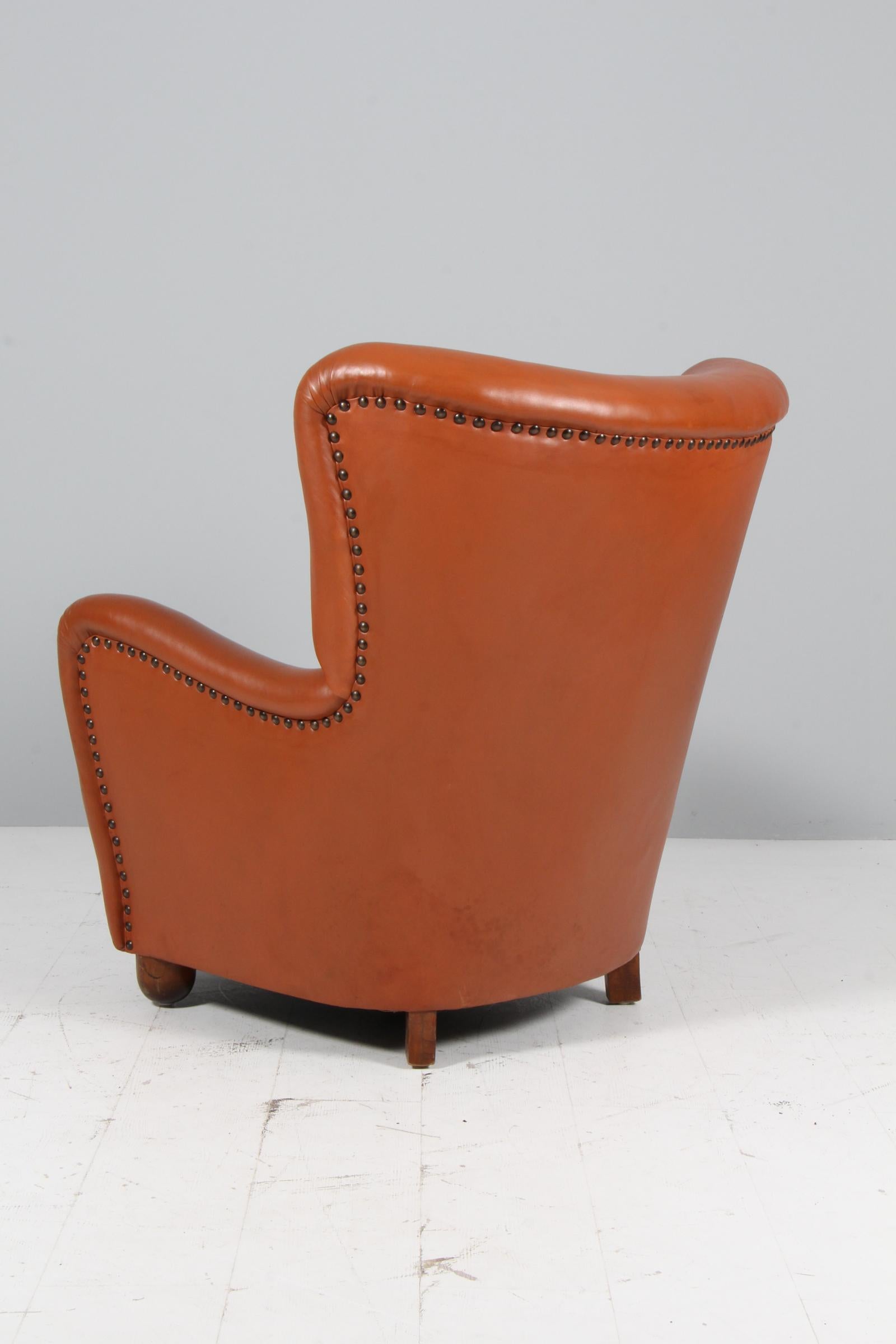 Dänische Tischlerei, Sessel cognacfarbenes Leder, 1940er Jahre im Angebot 2
