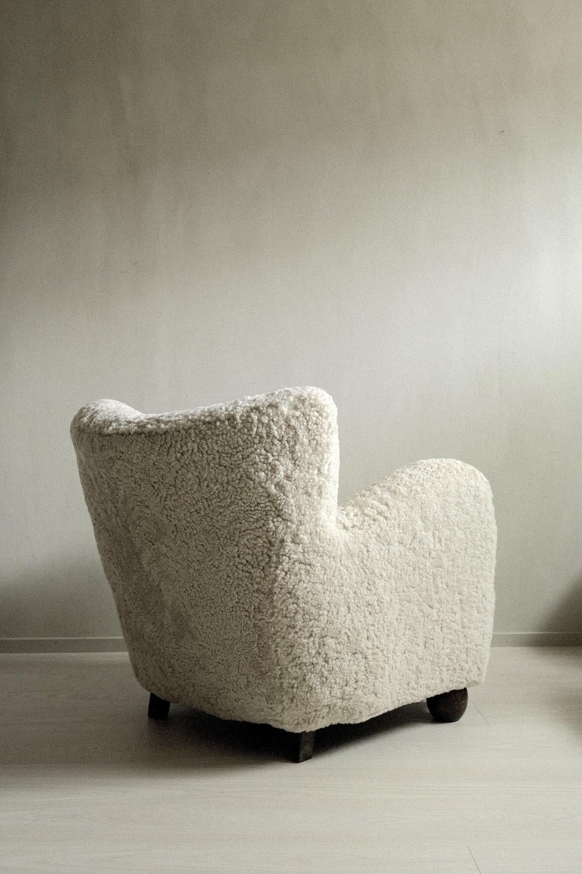 Danish Cabinetmaker Lounge Chair in Sheepskin, Denmark, 1940s In Excellent Condition In Hønefoss, 30