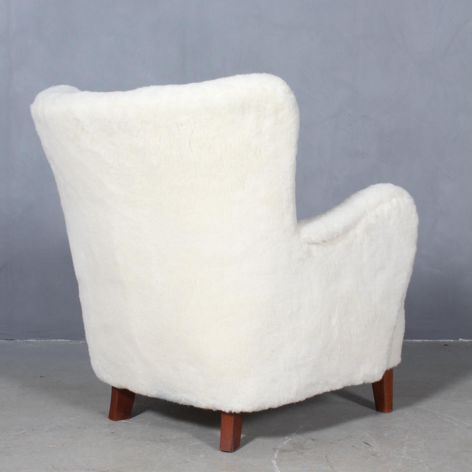 Mid-20th Century Danish Cabinetmaker, Lounge Chair Lamb Wool, 1940s