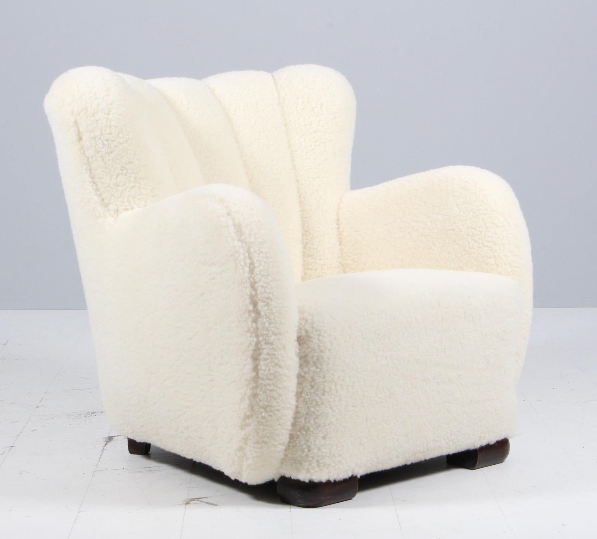 Danish Cabinetmaker, Lounge Chair Lambswool, 1940s