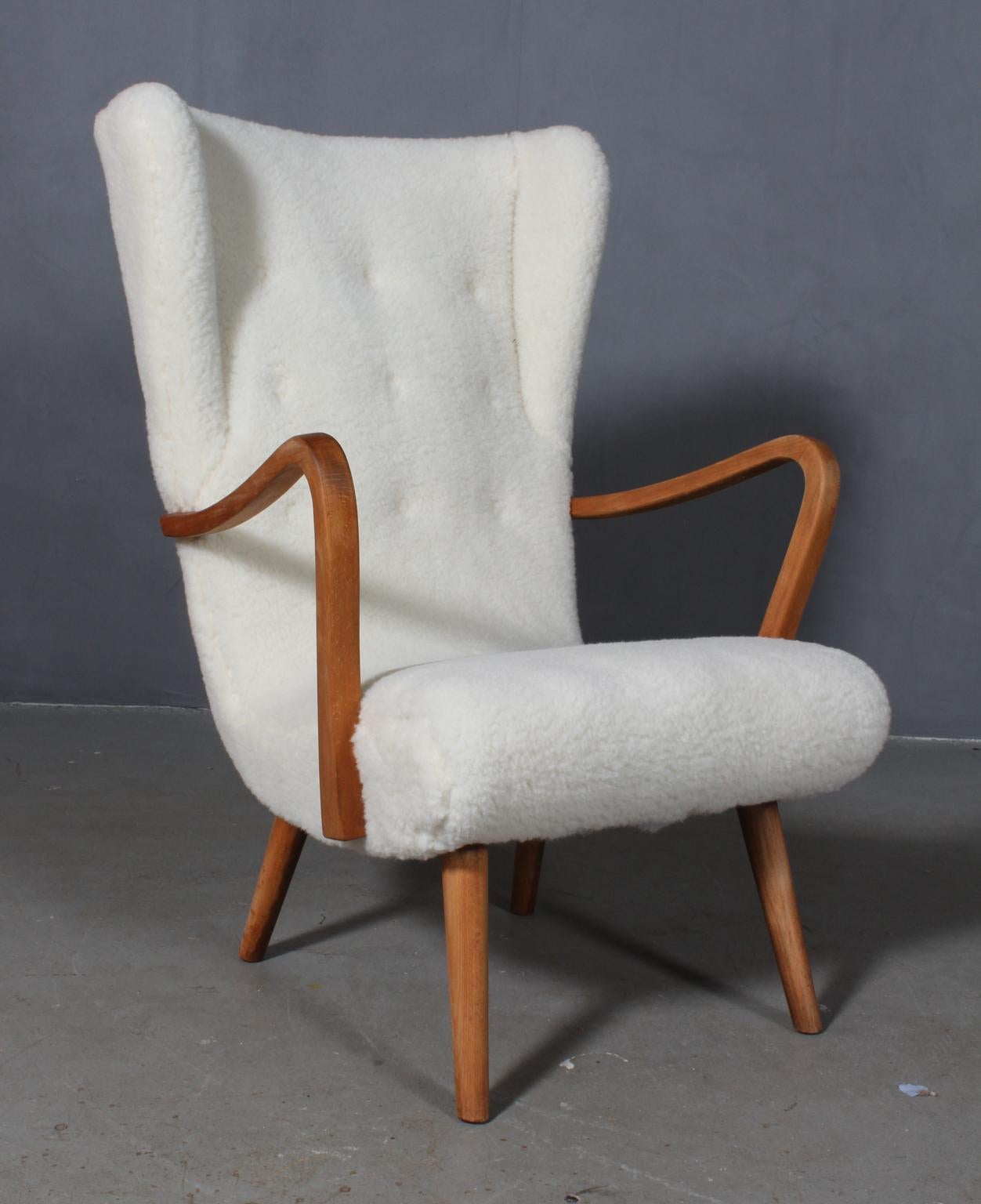 Mid-20th Century Danish Cabinetmaker, Lounge Chair Lambswool, 1940s