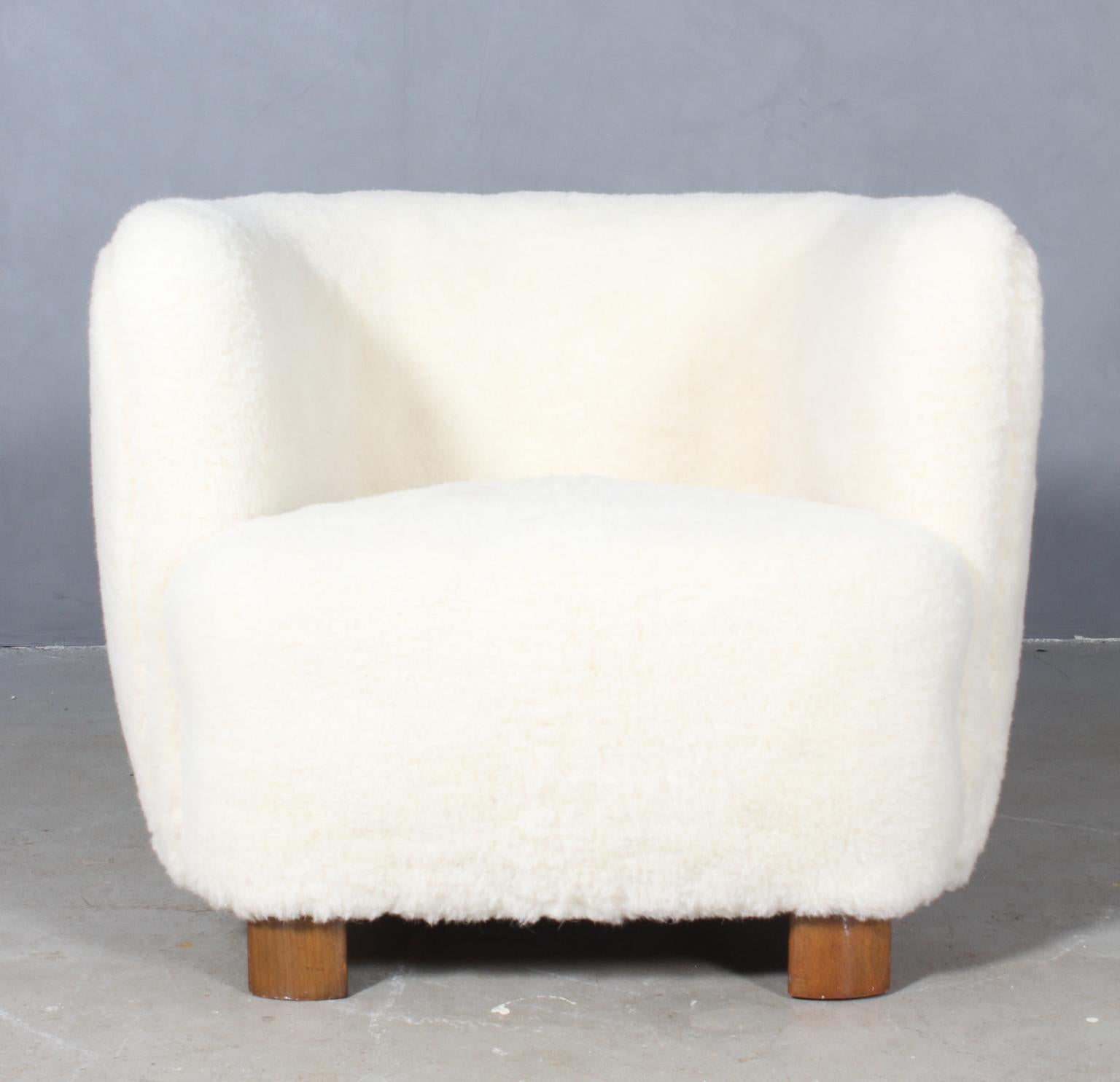 Sheepskin Danish Cabinetmaker, Lounge Chair Lambwool, 1940s