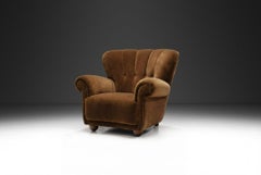 Danish Cabinetmaker Lounge Chair with Brown Upholstery, Denmark 1940s