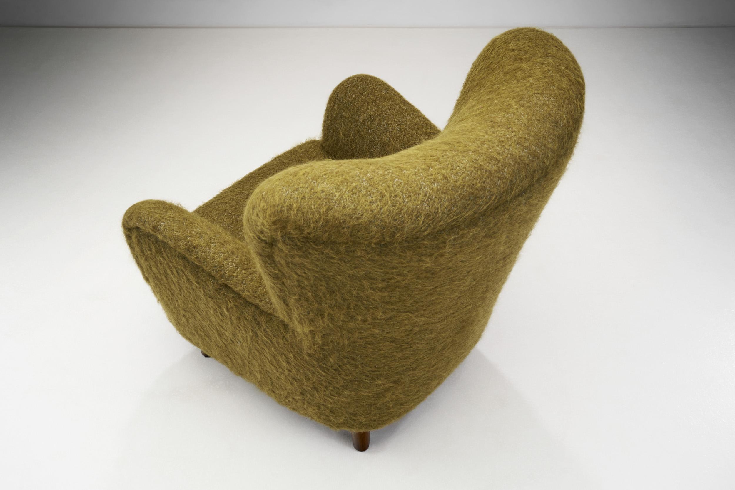 Fabric Danish Cabinetmaker Lounge Chair with Dark Stained Wood Legs, Denmark ca 1950s