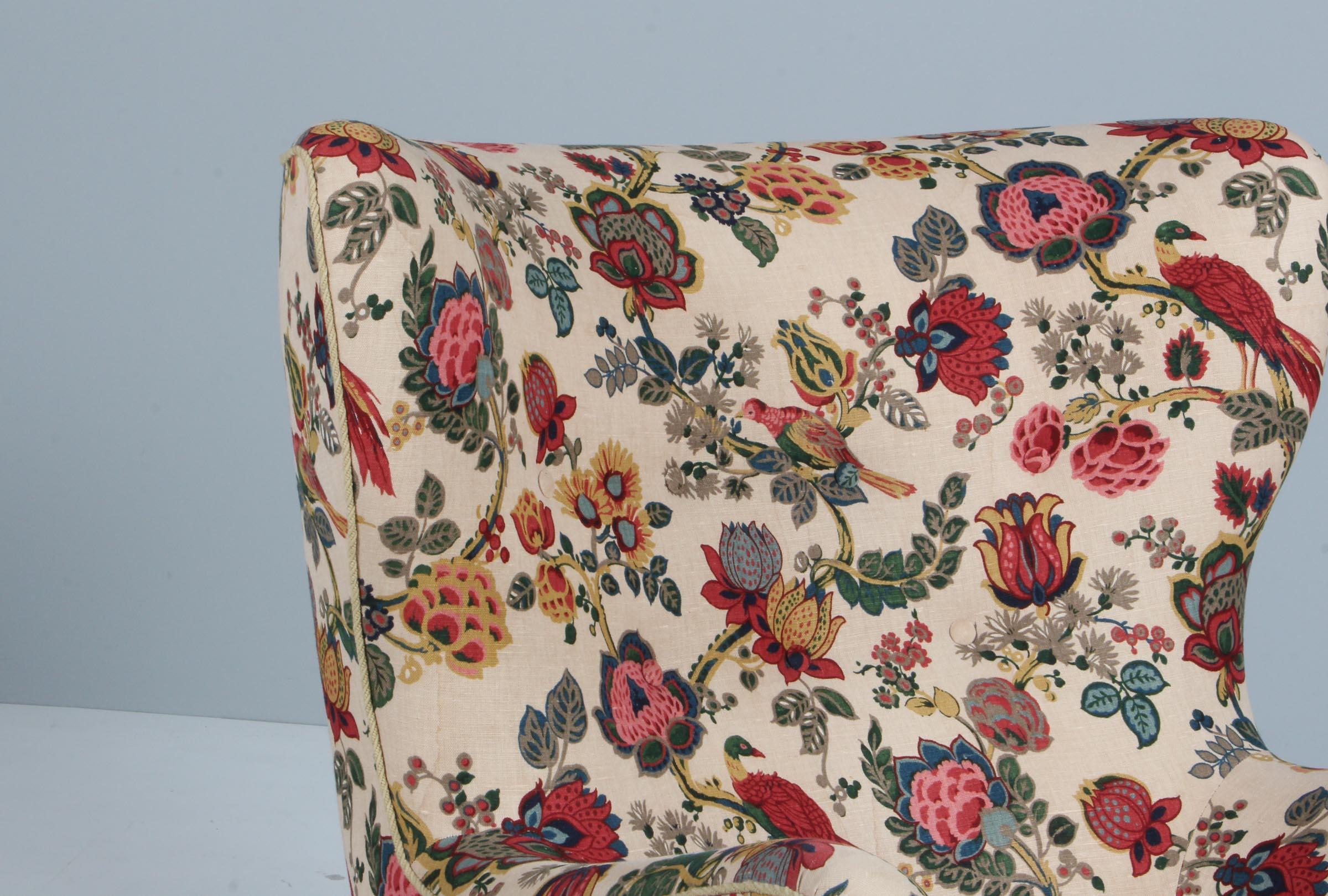 Scandinavian Modern Danish cabinetmaker, lounge chair with fabric. 1940s