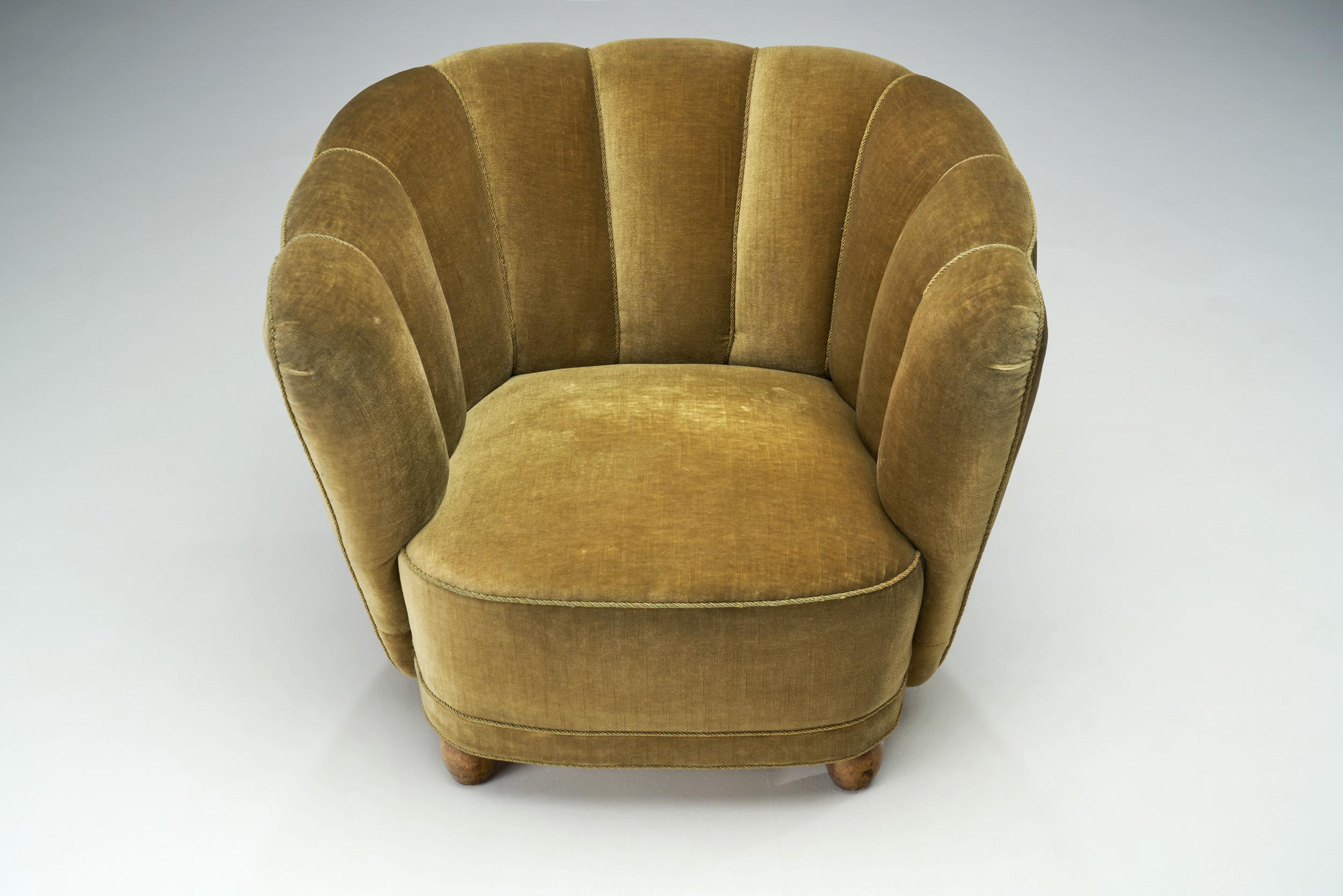 Velvet Danish Cabinetmaker Lounge Chair with Velour Upholstery, Denmark, 1940s For Sale