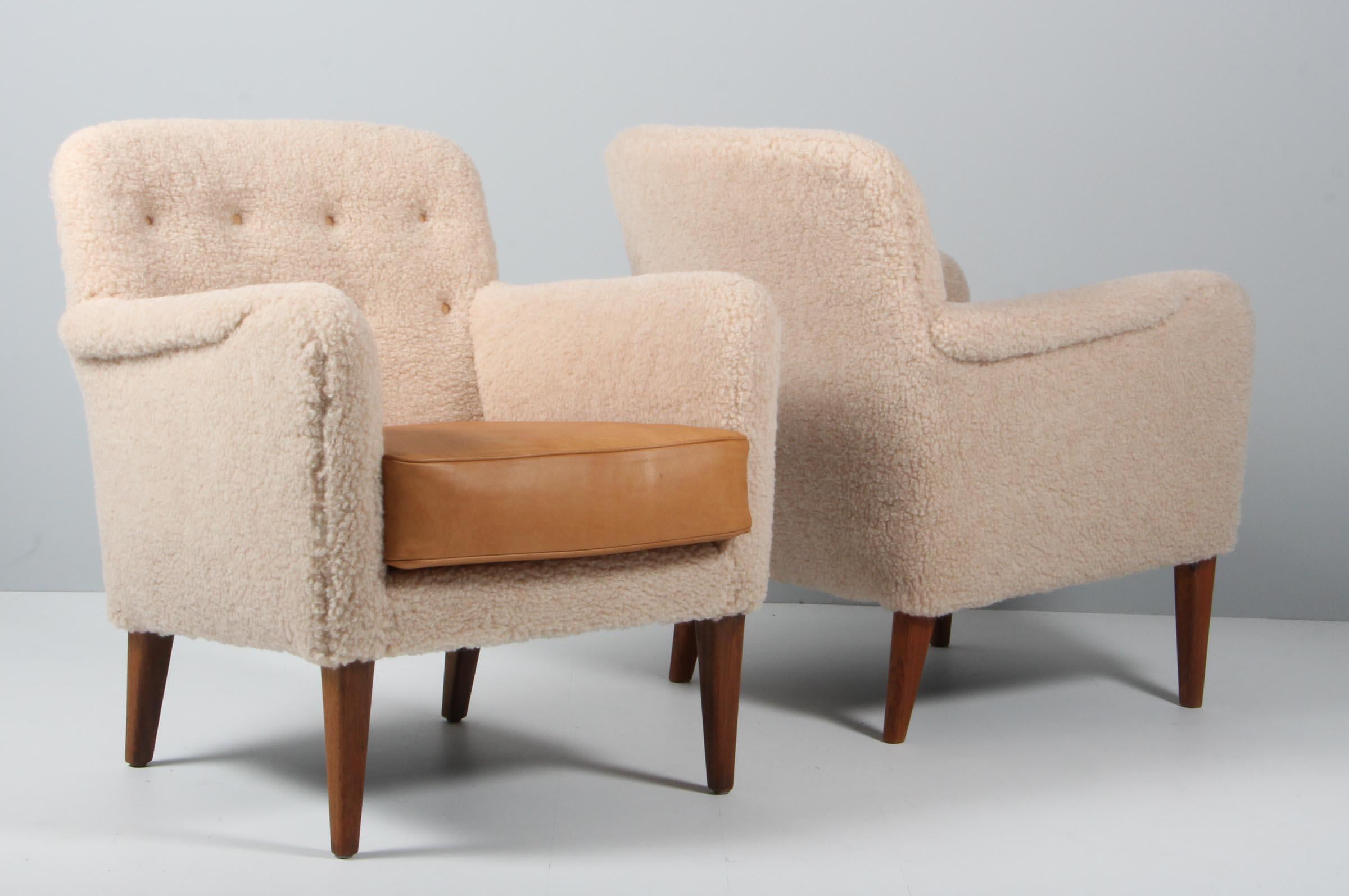 Danish Cabinetmaker, Lounge Chairs Lambwool and Aniline Leather, 1940s In Excellent Condition In Esbjerg, DK