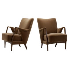 Danish Cabinetmaker Lounge Chairs with Exposed Stained Beech Arms, Denmark 1950s