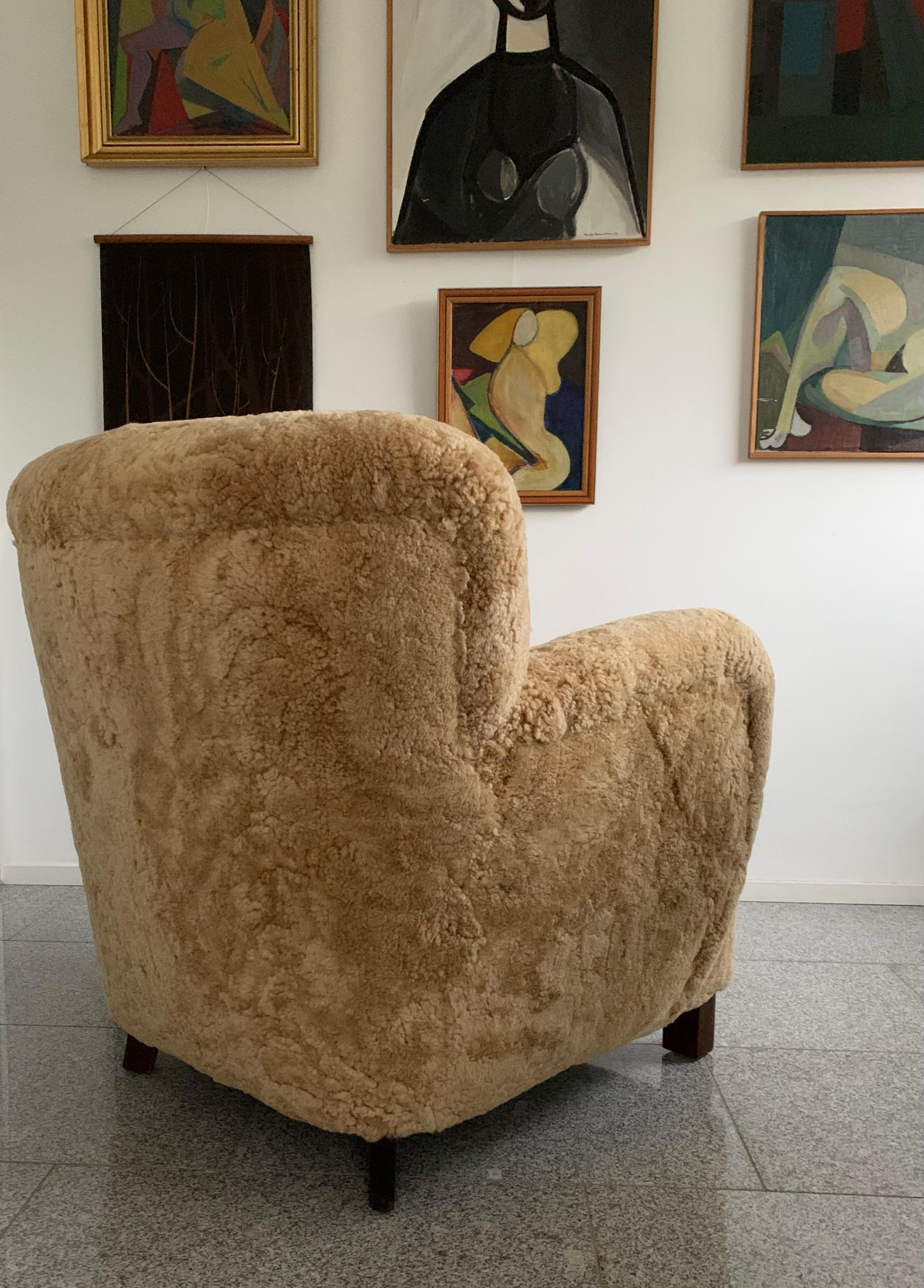 Danish Cabinetmaker Maple Shearling - Sheepskin 1940's Lounge Chair In Good Condition In Utrecht, NL