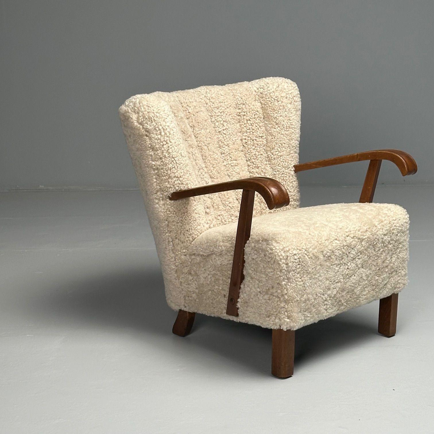Dänischer Schreiner, Mid-Century Modern, Loungesessel, Shearling, Buche, 1940er Jahre (Mitte des 20. Jahrhunderts)