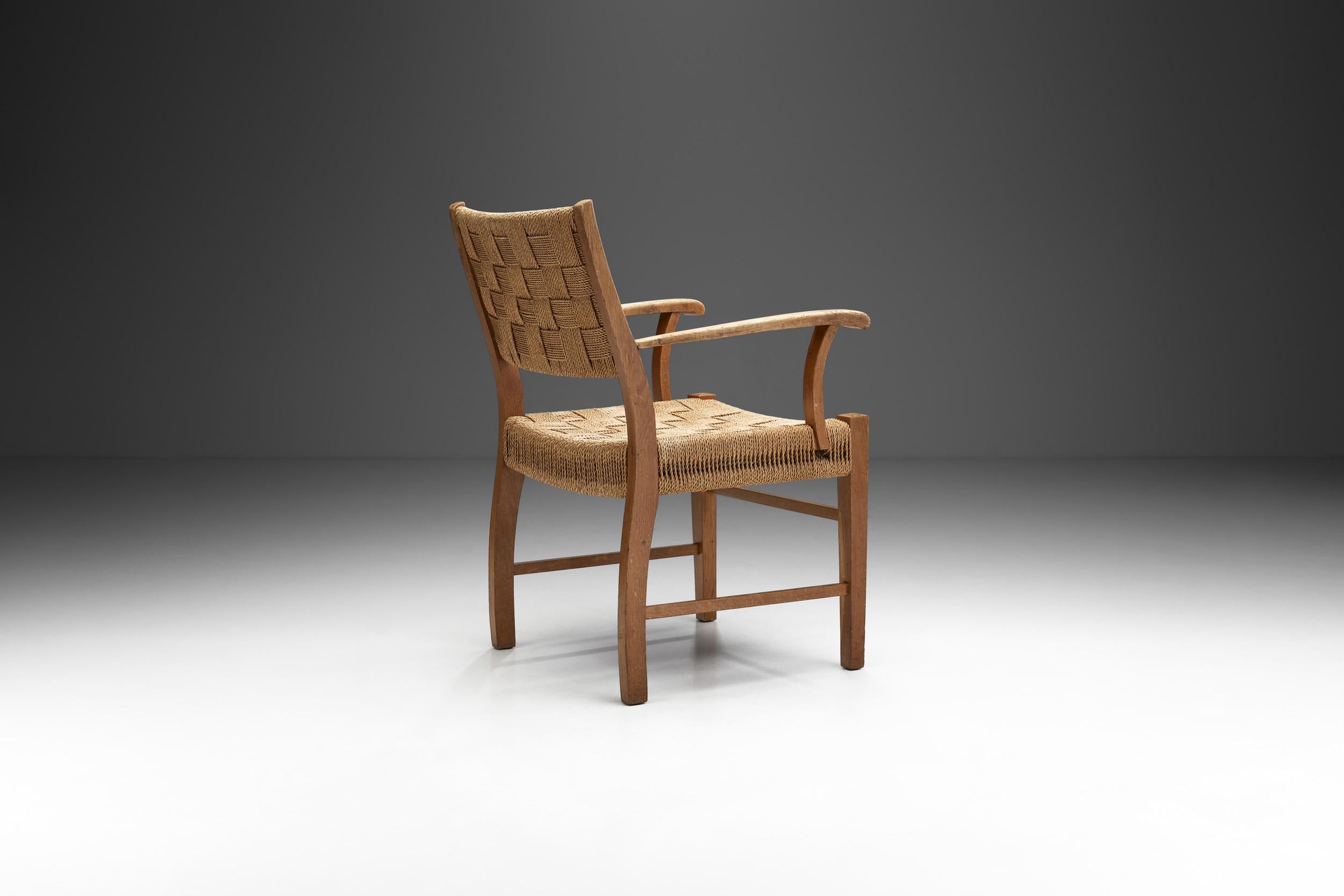 Mid-20th Century Danish Cabinetmaker Oak and Paper Cord Chair, Denmark 1940s 