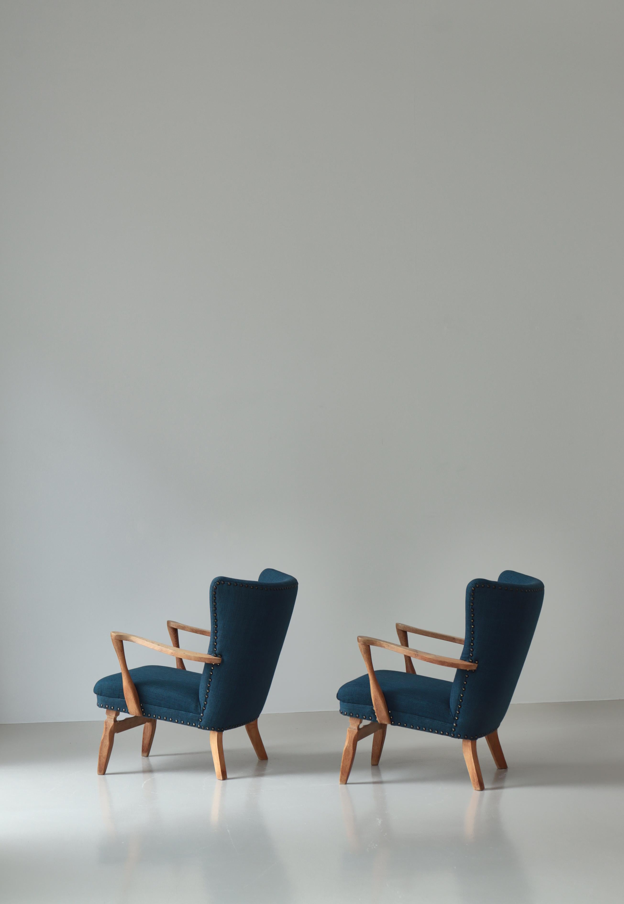 Chaises longues en bois d'ébéniste danois, années 1960, The Modern Scandinavian en vente 3