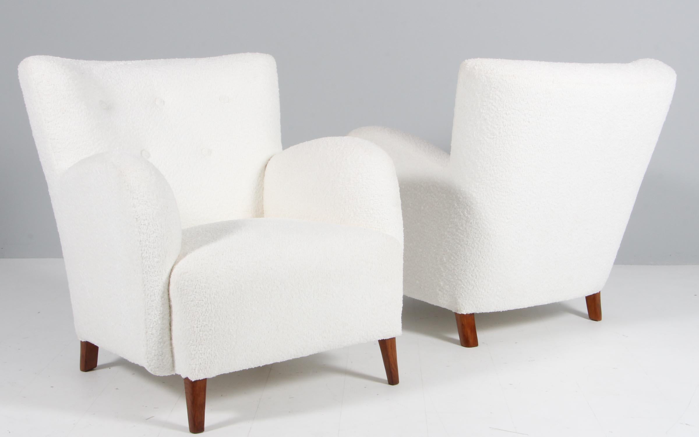 Danish Cabinetmaker, Pair of lounge chairs in Boucle, 1950s For Sale 1