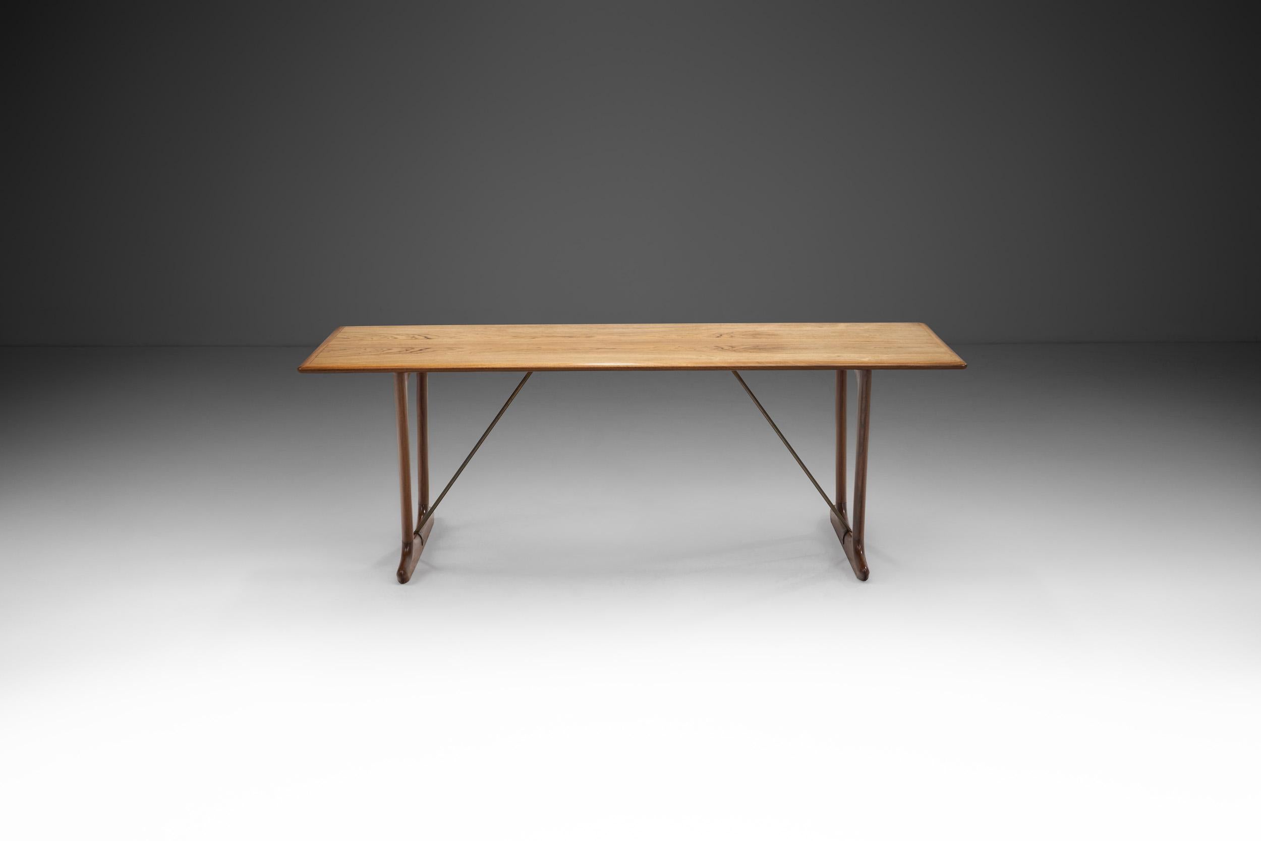 Scandinave moderne Table basse rectangulaire en bois exotique d'ébéniste danois, Danemark, années 1960 en vente
