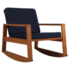 Danish Cabinetmaker rocking chair in oak, finger joints details, 1960s Denmark