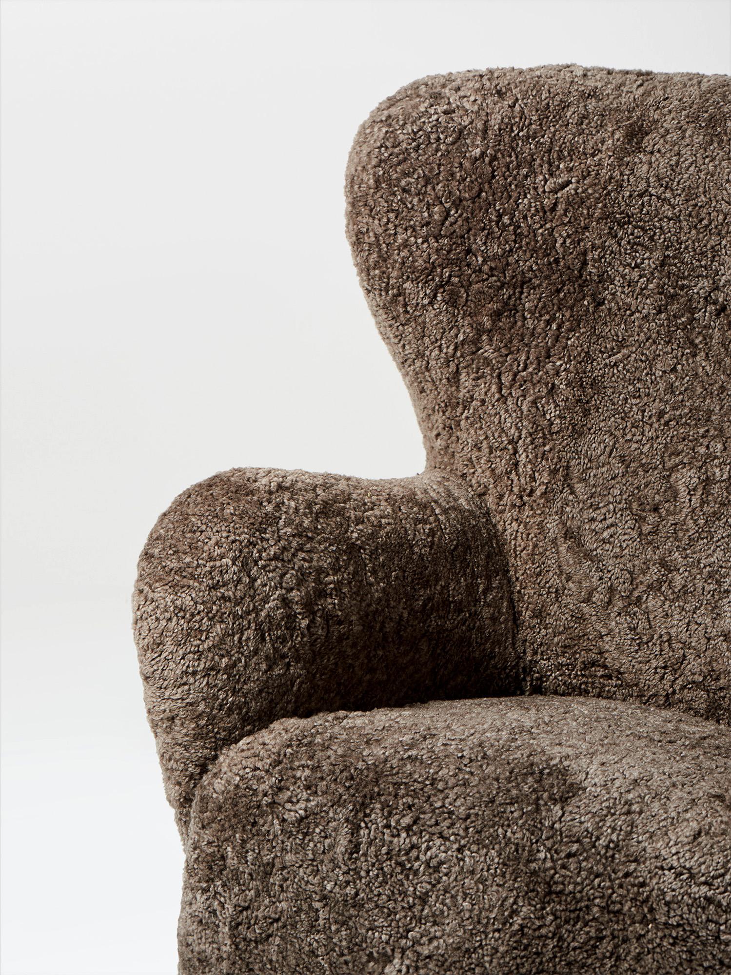 Mid-20th Century Danish Cabinetmaker Sheepskin Lounge Chair, c1940s
