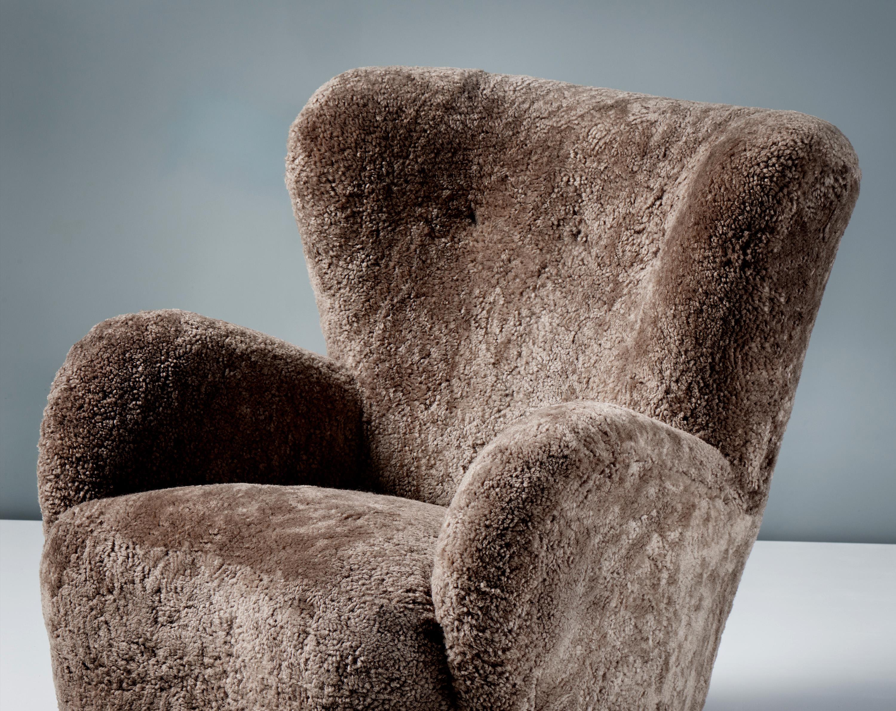 Danish Cabinetmaker Sheepskin Lounge Chair, c1940s 1