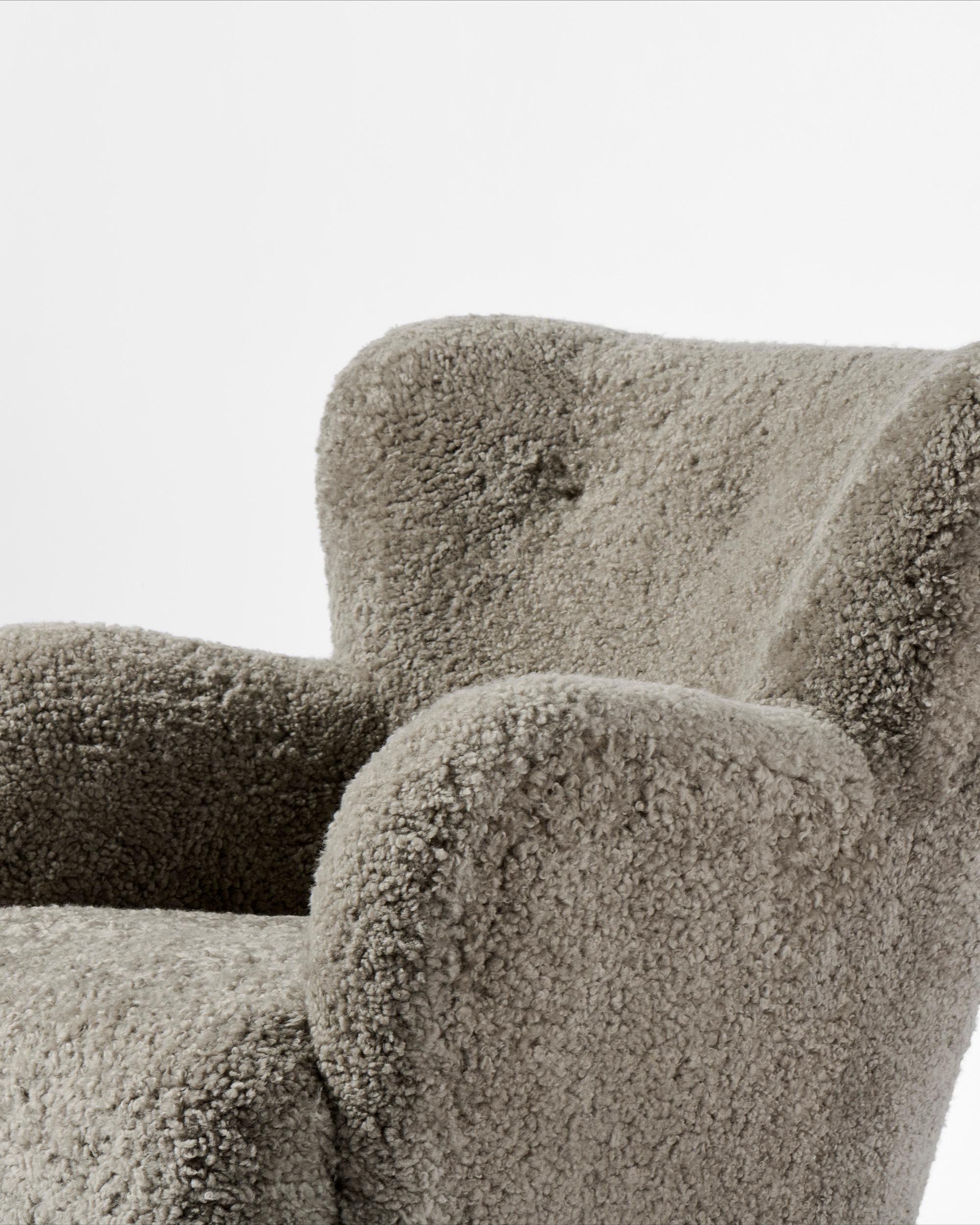 Danish Cabinetmaker Sheepskin Lounge Chair, c1940s 1