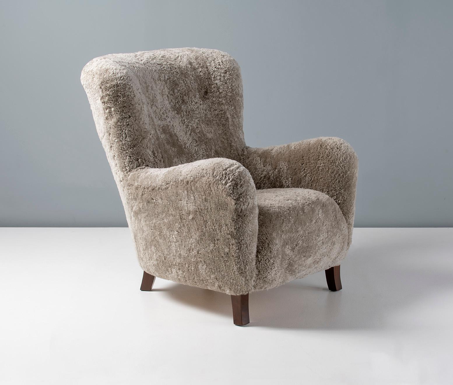 Danish Cabinetmaker Sheepskin Tall Lounge Chair, c1940s In Excellent Condition In London, GB