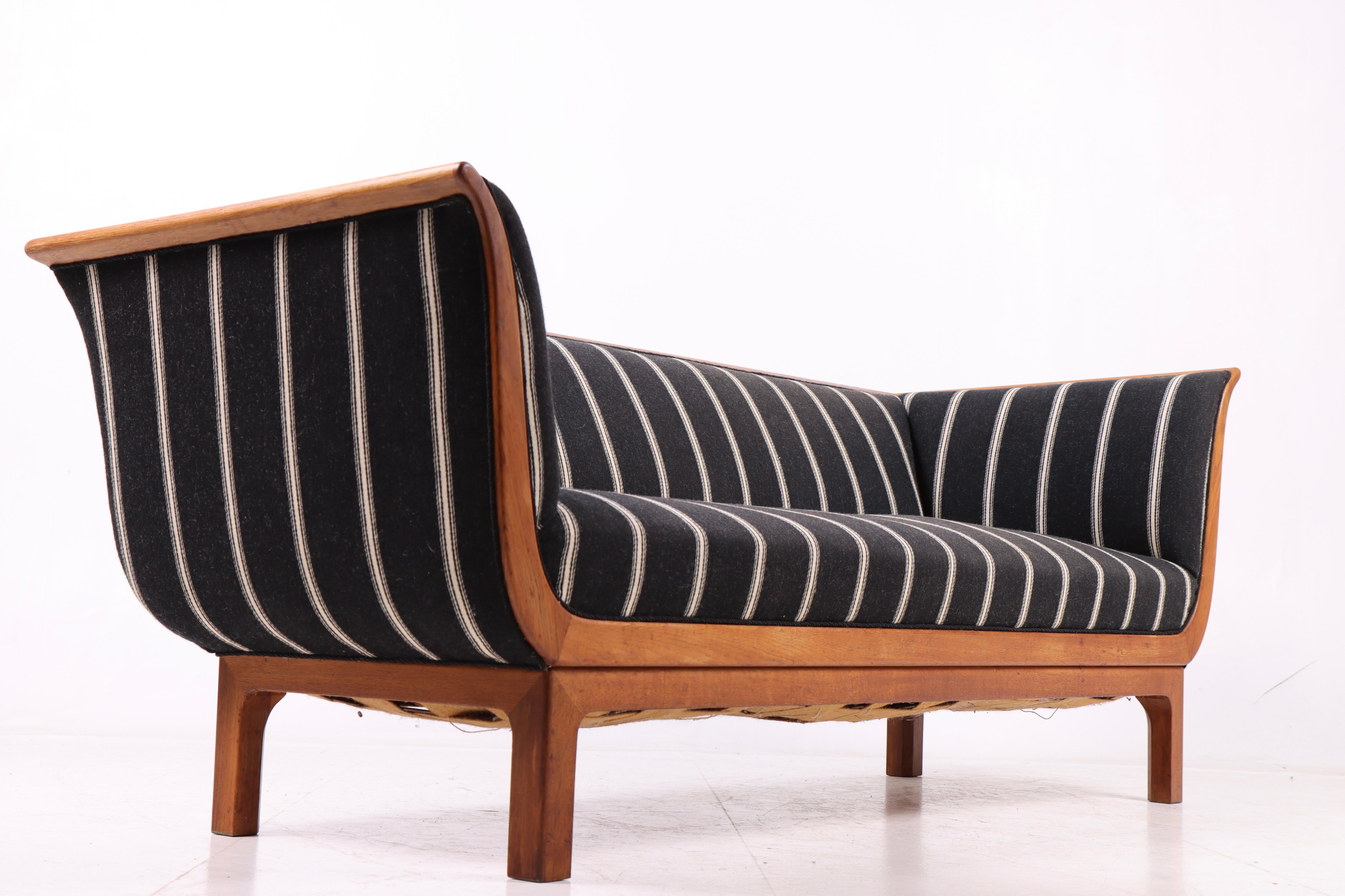 Danish Cabinetmaker Sofa in Oak with Wool, Attributed to Frits Henningsen, 1950s For Sale 1