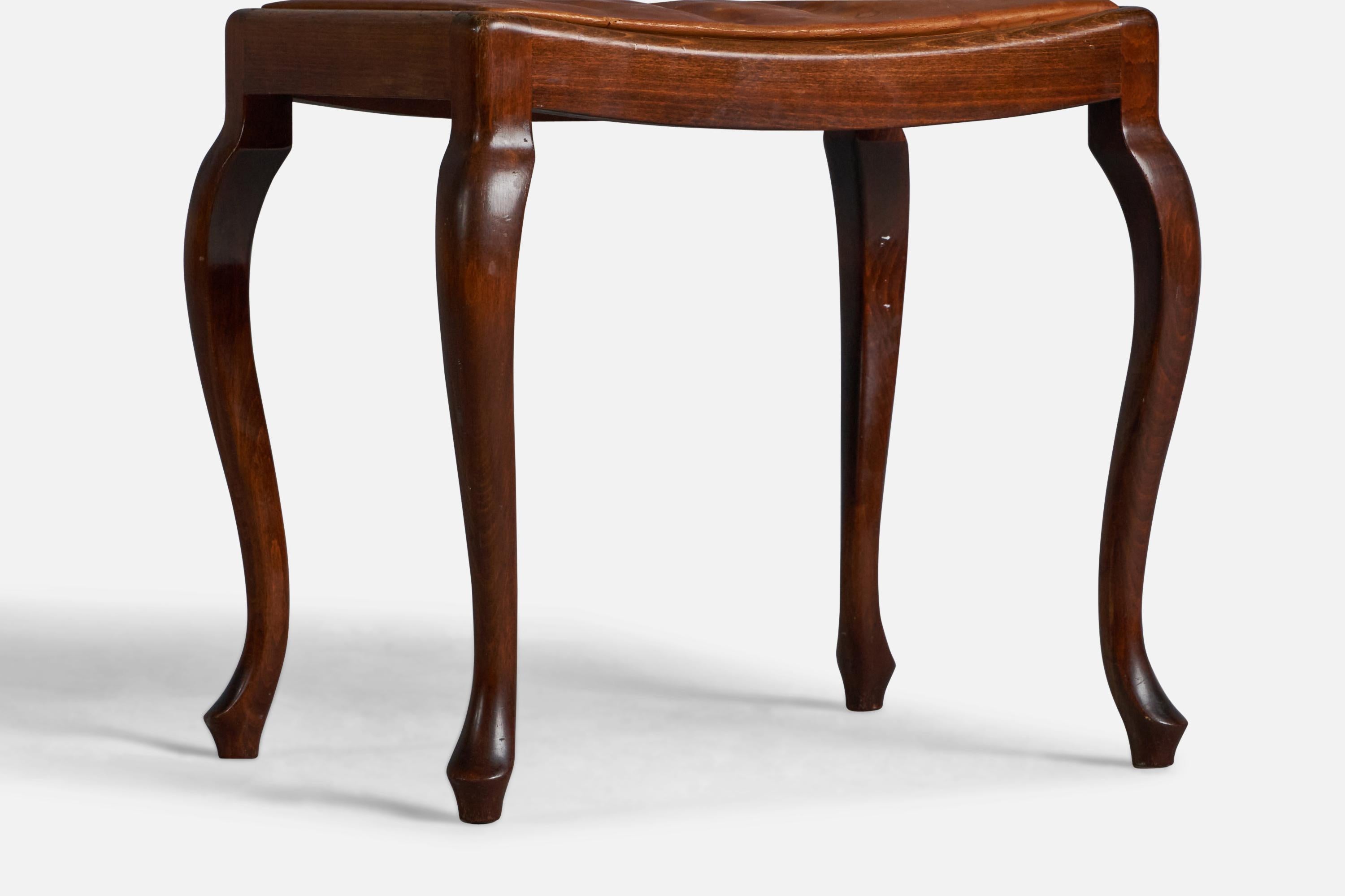 Danish Cabinetmaker, Stool, Mahogany, Leather, Denmark, 1940s In Good Condition For Sale In High Point, NC