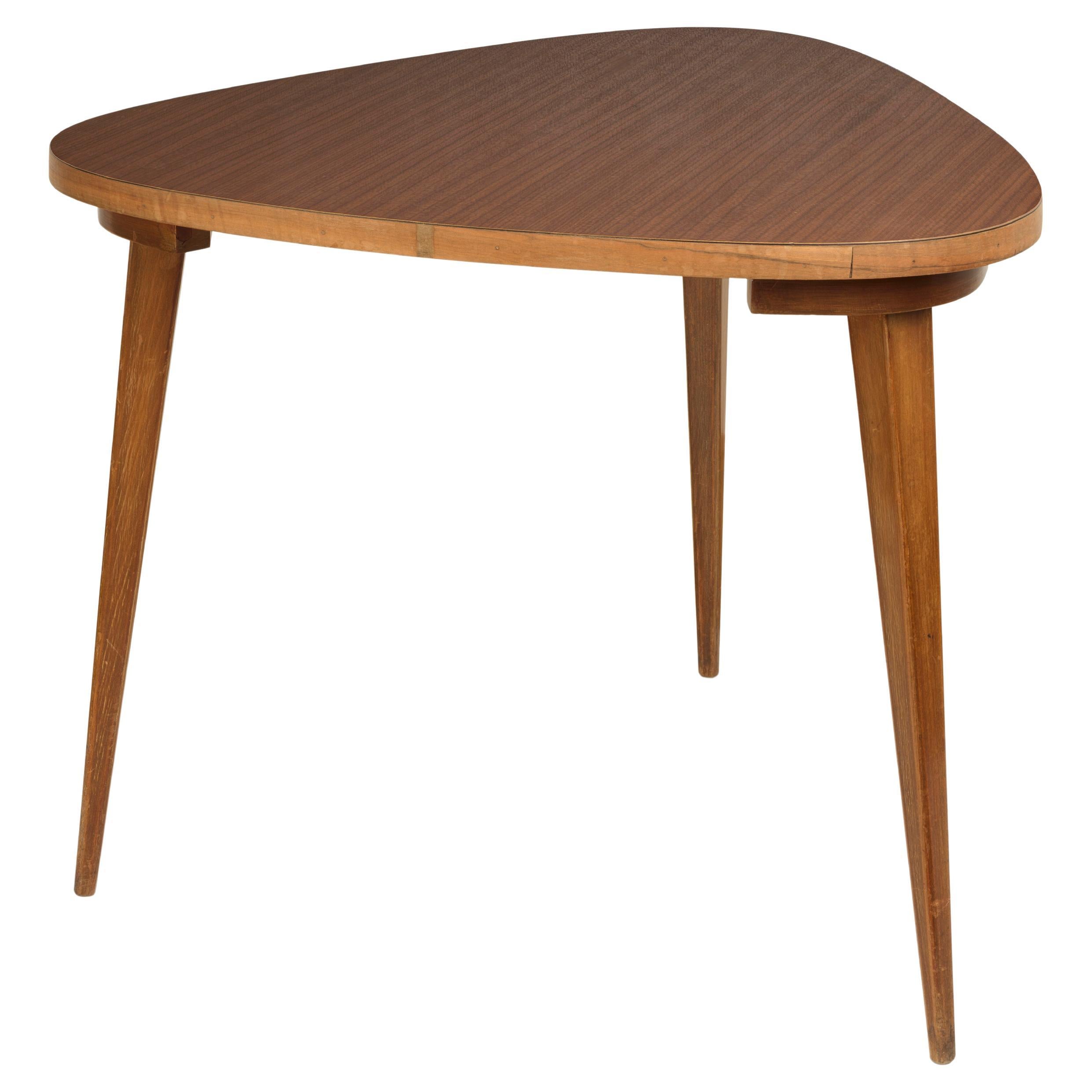 Danish Cabinetmaker Triangular Coffee Table With Tapered Tripod Legs, Denmark ca For Sale