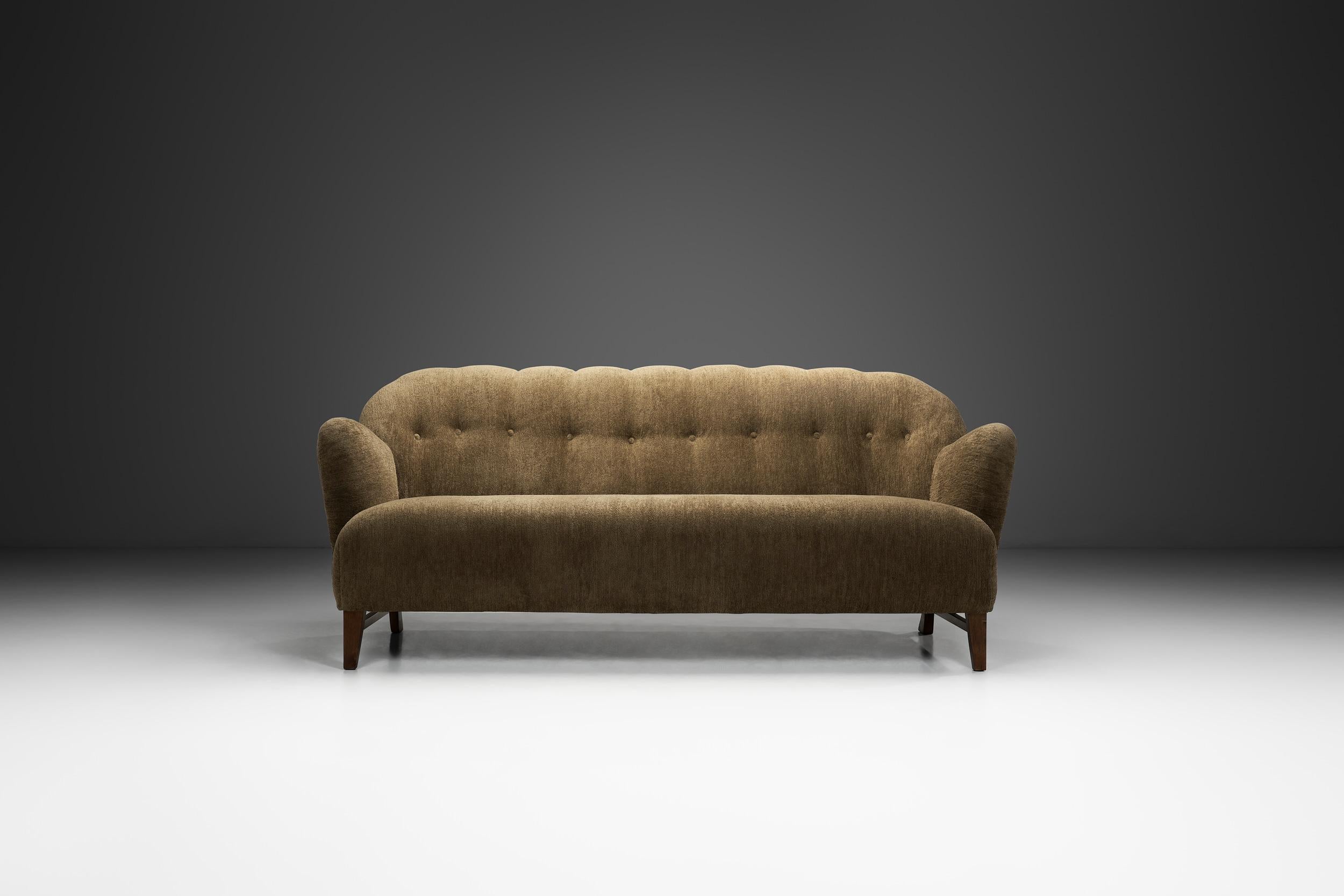 Dänisches Tischler-Polstersofa, Dänemark Mitte des 20. Jahrhunderts (Moderne der Mitte des Jahrhunderts) im Angebot