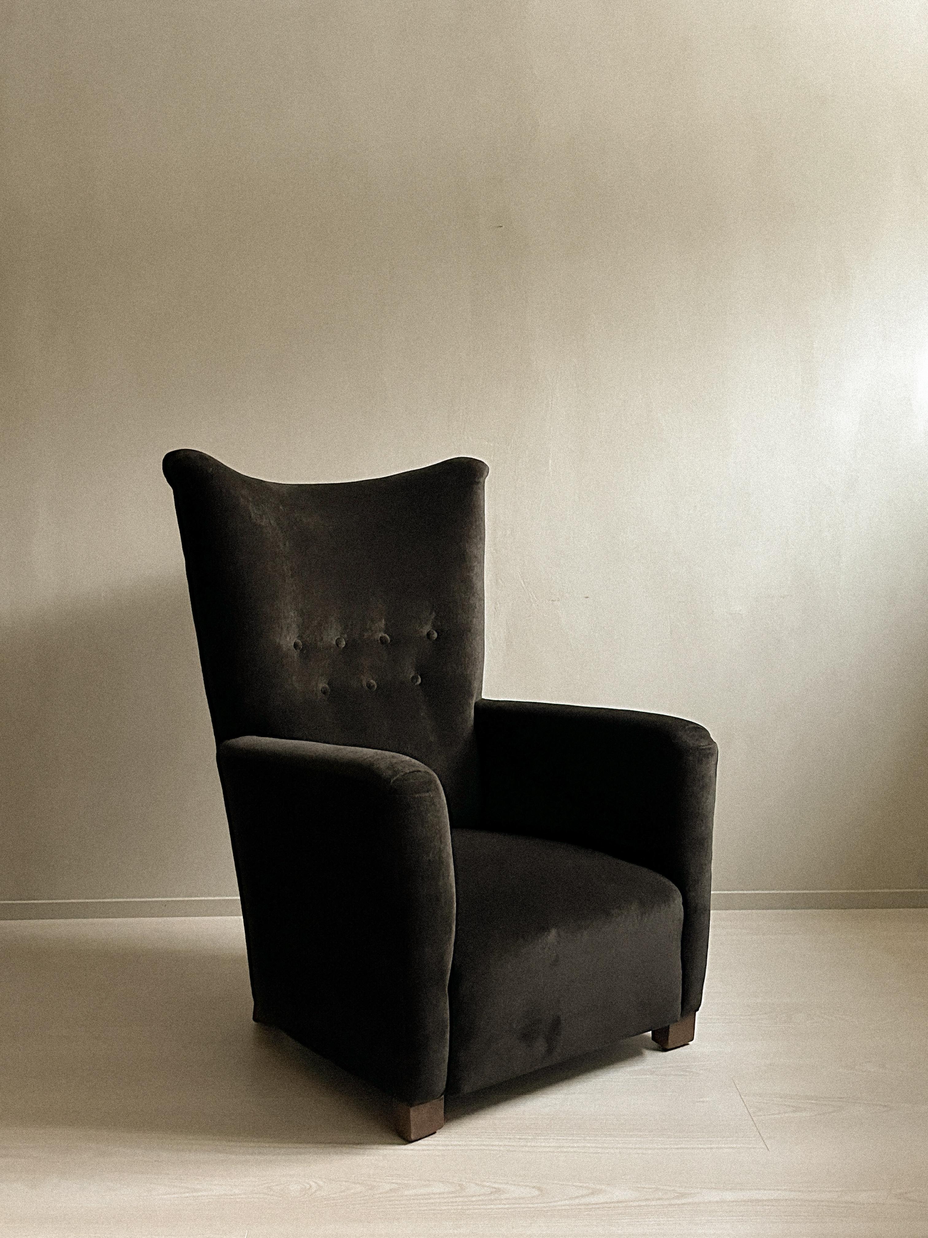 Mid-Century Modern Danish Cabinetmaker Wing Back Chair in Wool Velour, Denmark, 1940s For Sale