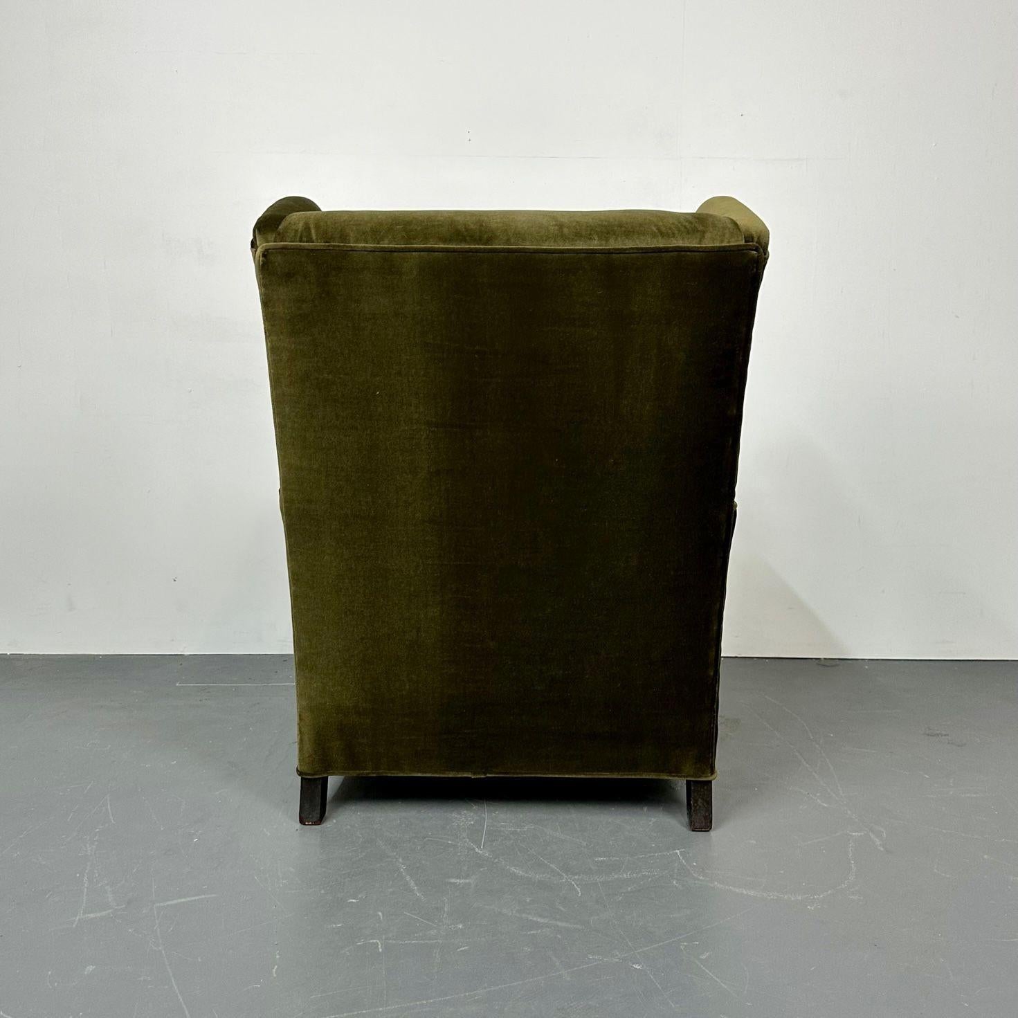 Danish Cabinetmaker Wingback / Lounge Chair, Scroll Arm, Flemming Lassen Style For Sale 4