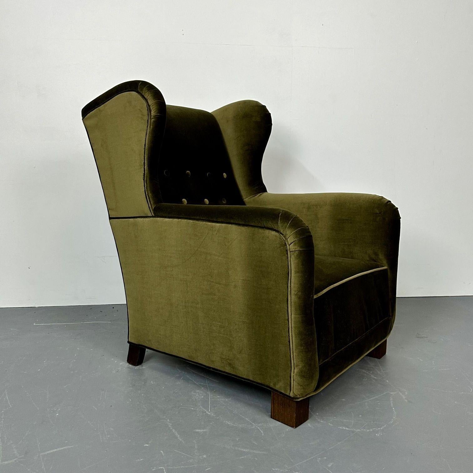 Danish Cabinetmaker Wingback / Lounge Chair, Scroll Arm, Flemming Lassen Style For Sale 2