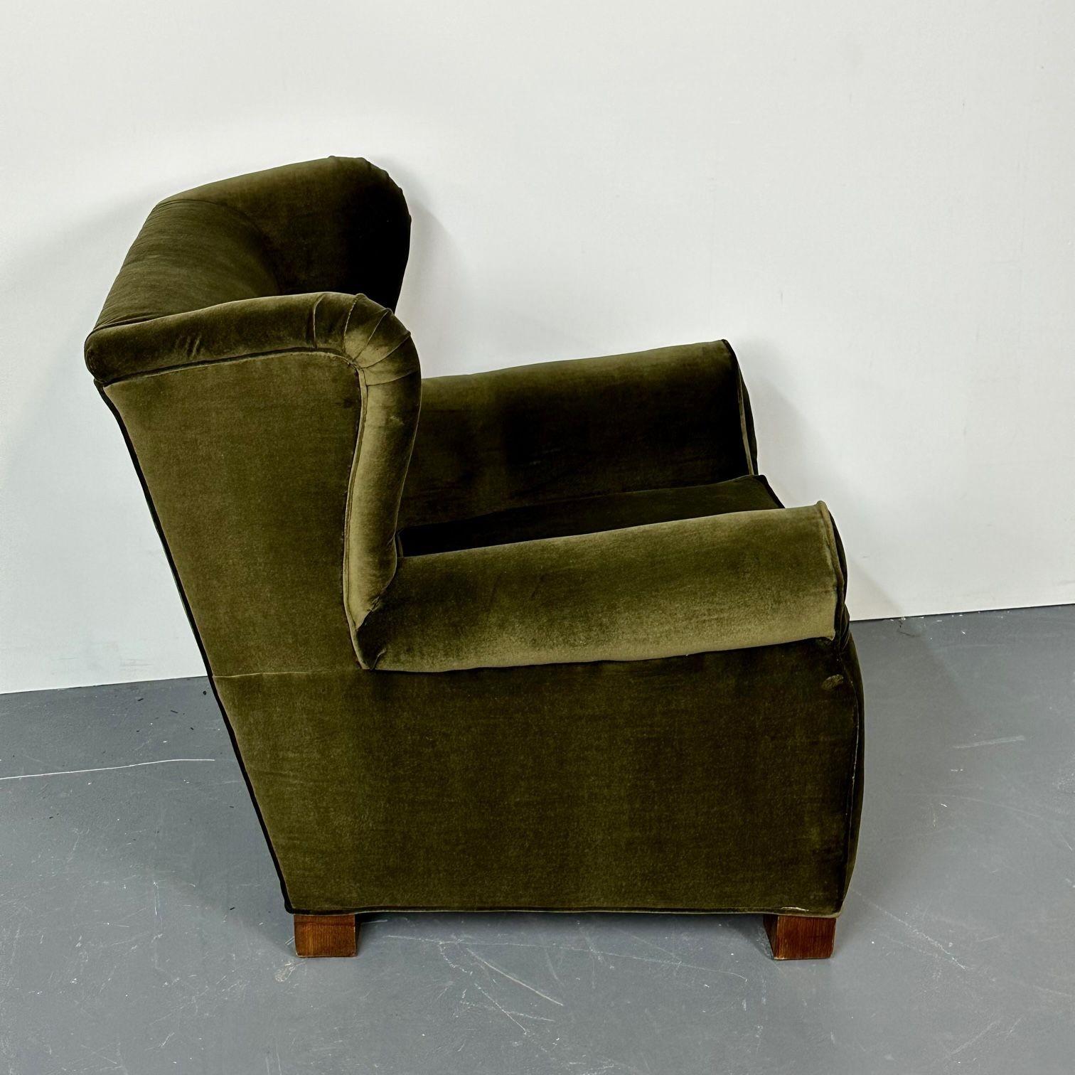 Mid-20th Century Danish Cabinetmaker Wingback / Lounge Chair, Scroll Arm, Fritz Hansen Style For Sale