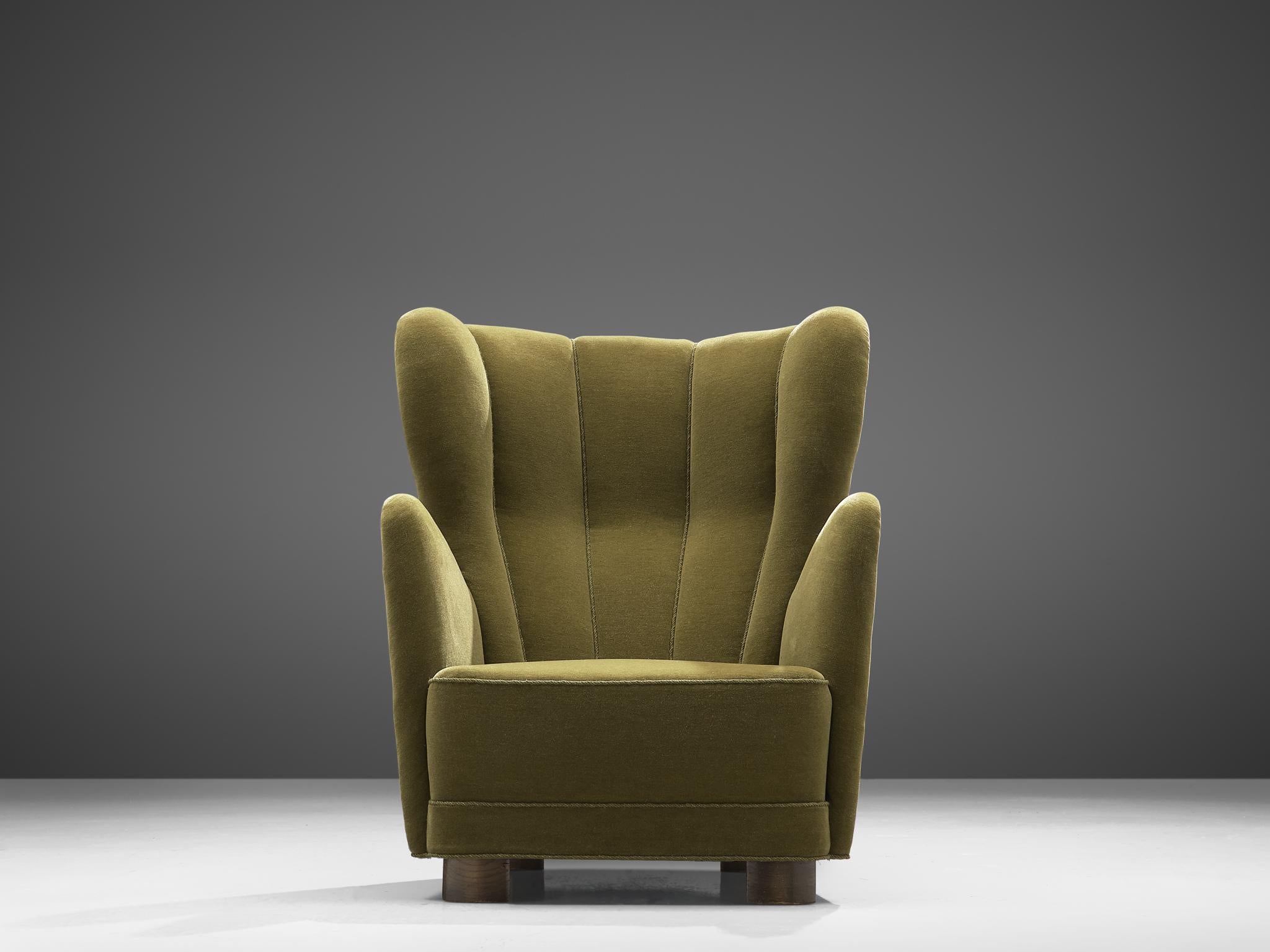 Danish Cabinetmaker's Lounge Chair in Green Upholstery In Good Condition In Waalwijk, NL