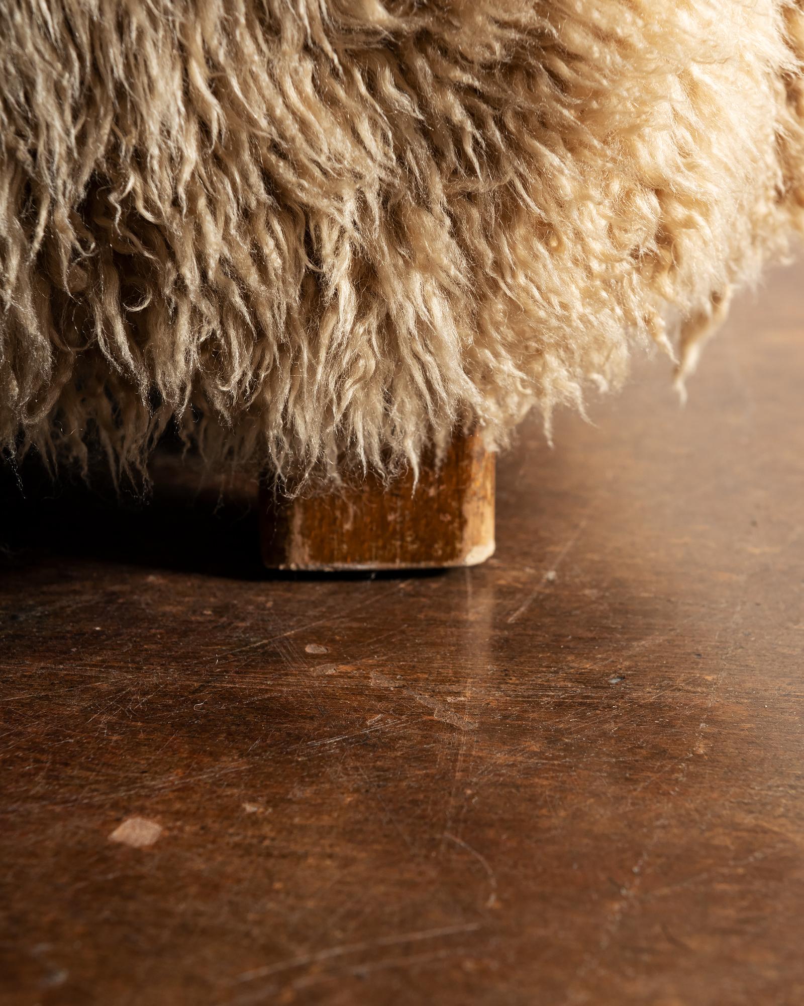 Danish Cabinetmaker's Sofa in Long-Haired Honey Sheepskin, 1960s 10