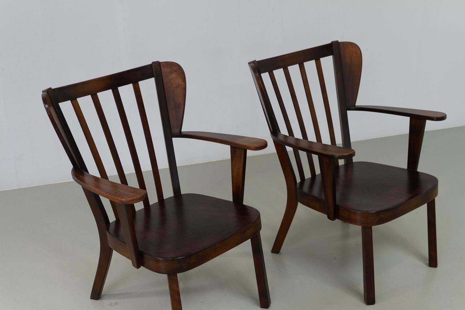 Sillones canadienses daneses de Fritz Hansen, década de 1940. Juego de 2. Manchado en venta