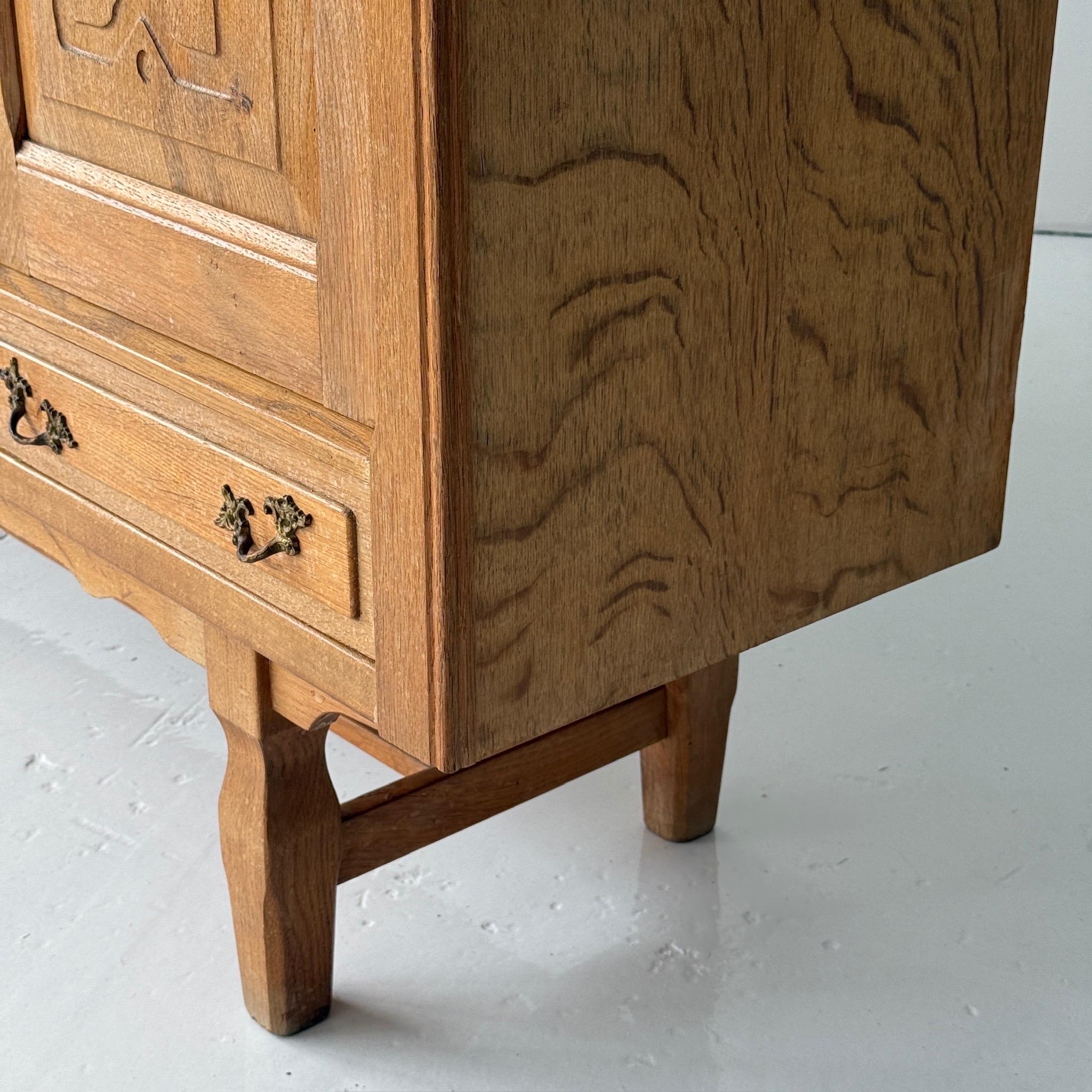 Danish Carved Oak Brutalist Wood Sideboard In Good Condition For Sale In Chicago, IL