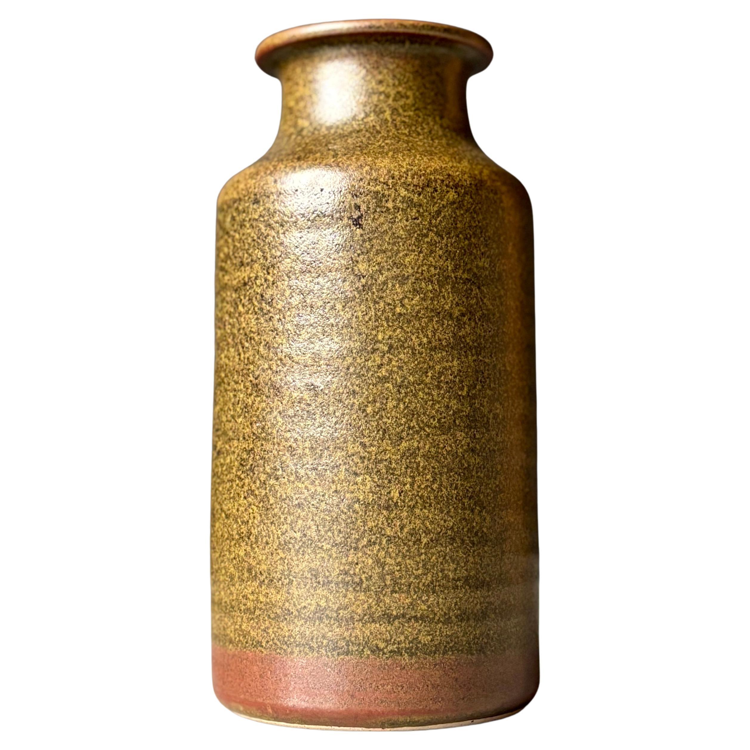 Dänische Keramik Studio-Zylindervase aus natürlichem Erdstein, 1960er Jahre