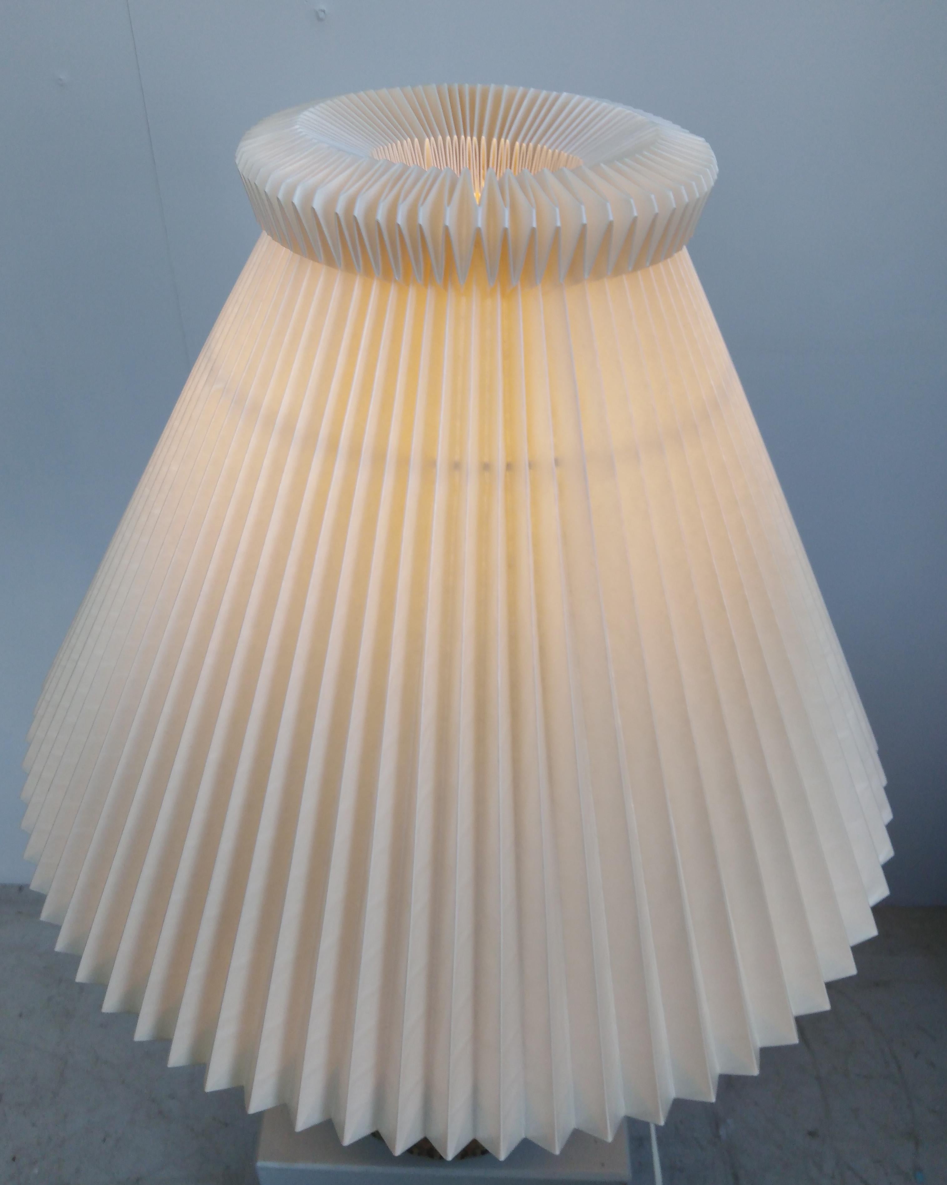 Lampe de table danoise Soholm, denmark 60s en vente 2