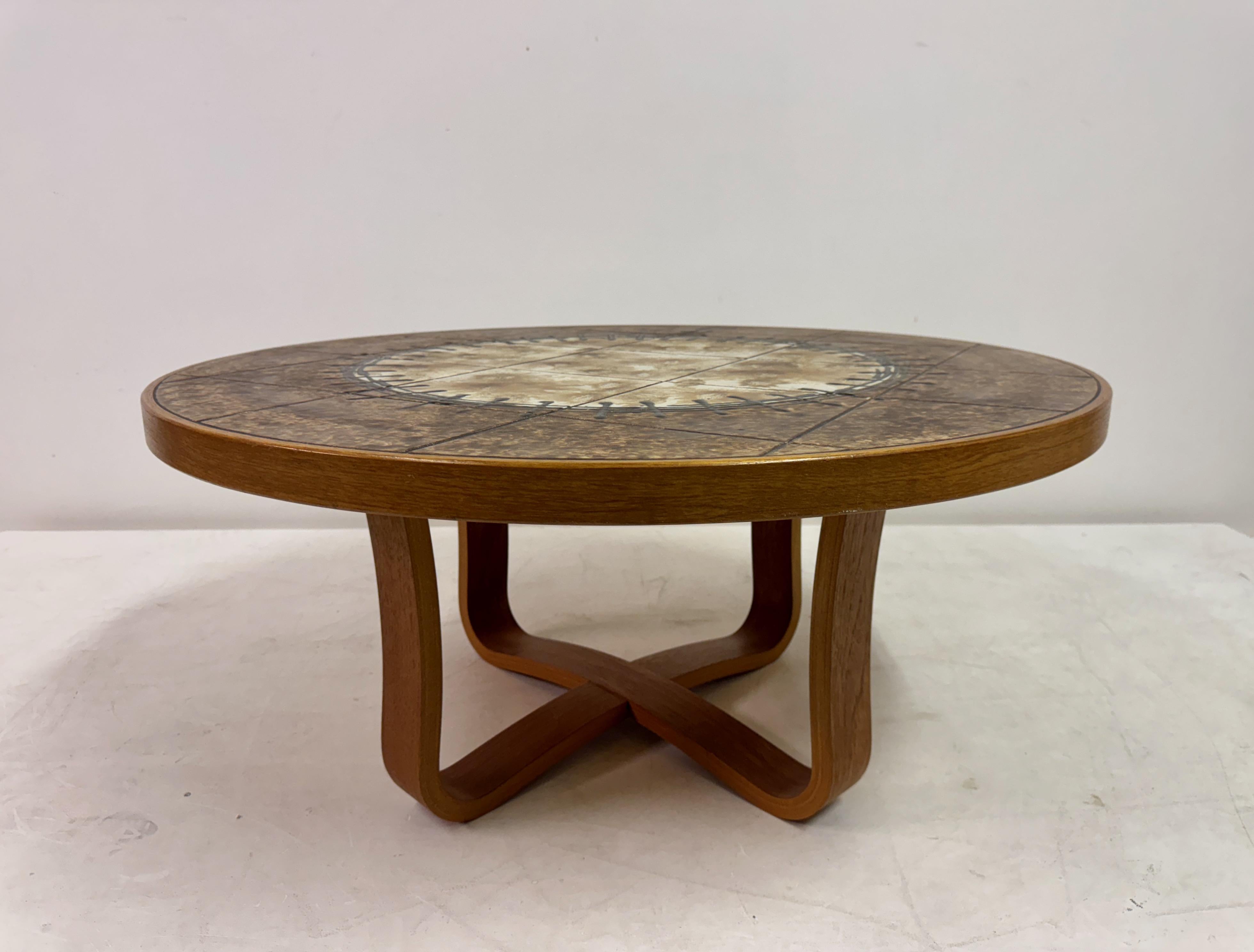 Table basse danoise à plateau en céramique, années 1980 en vente 2