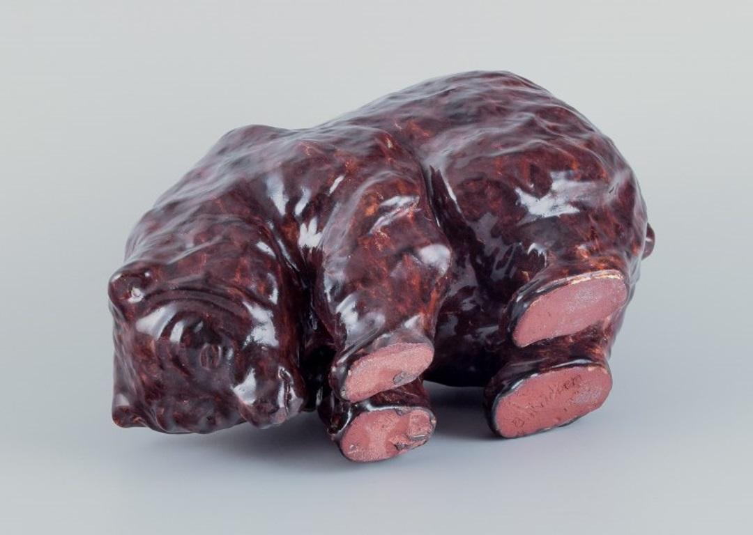 Ceramic Danish ceramicist. Large ceramic bear. Glaze in red-brown shades. For Sale