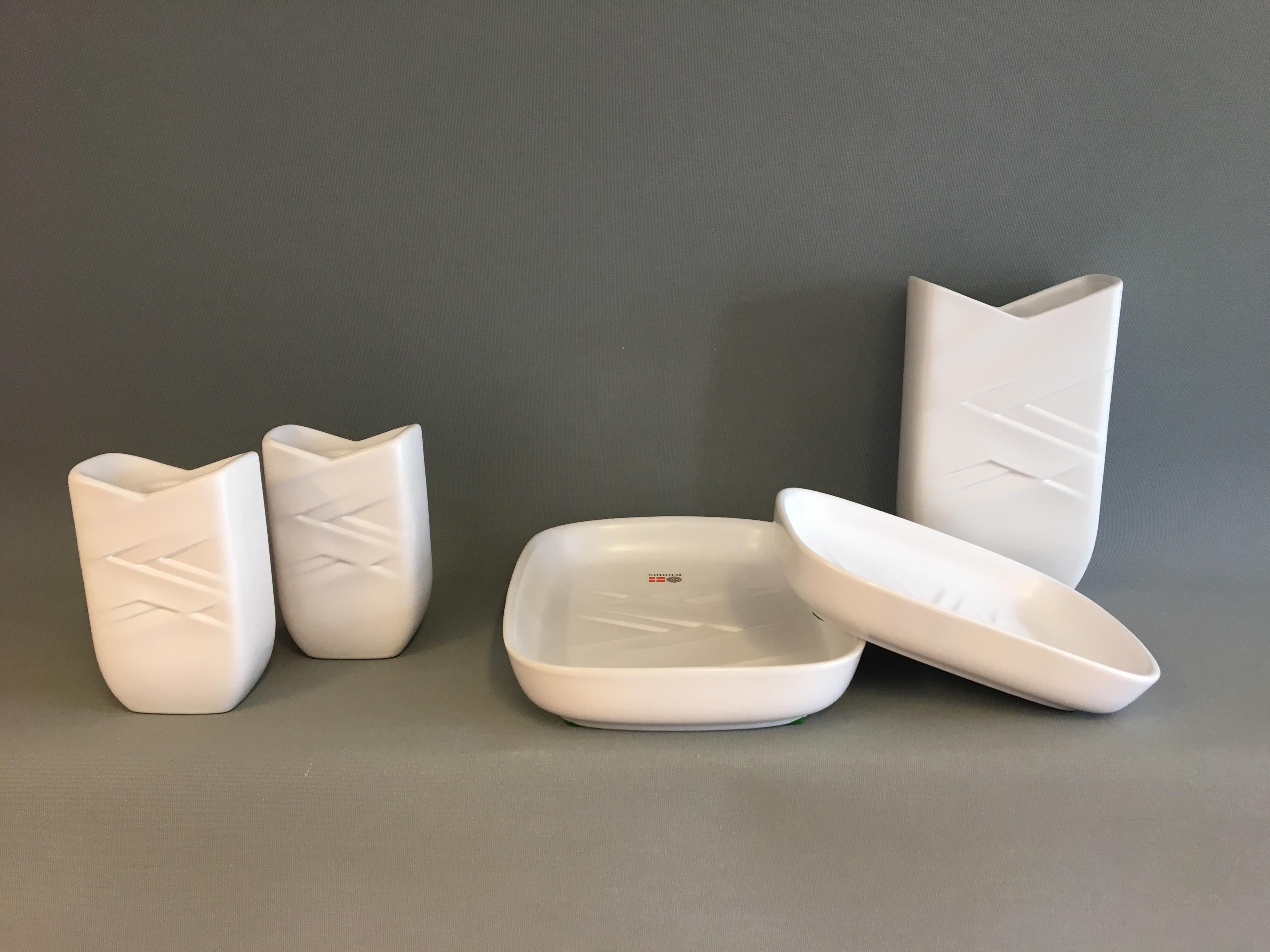 Danish Ceramics / Stoneware in White from Søholm, Bornholm For Sale 4