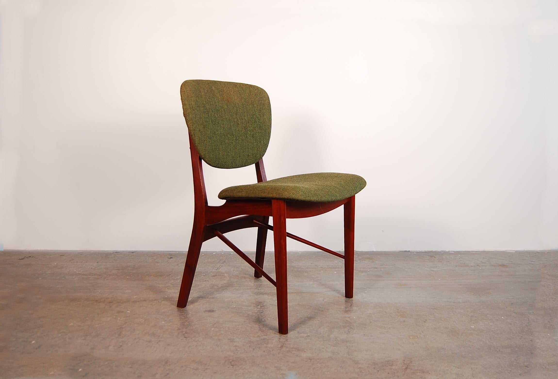 Dänischer Stuhl von Niels Vodder (Skandinavische Moderne) im Angebot