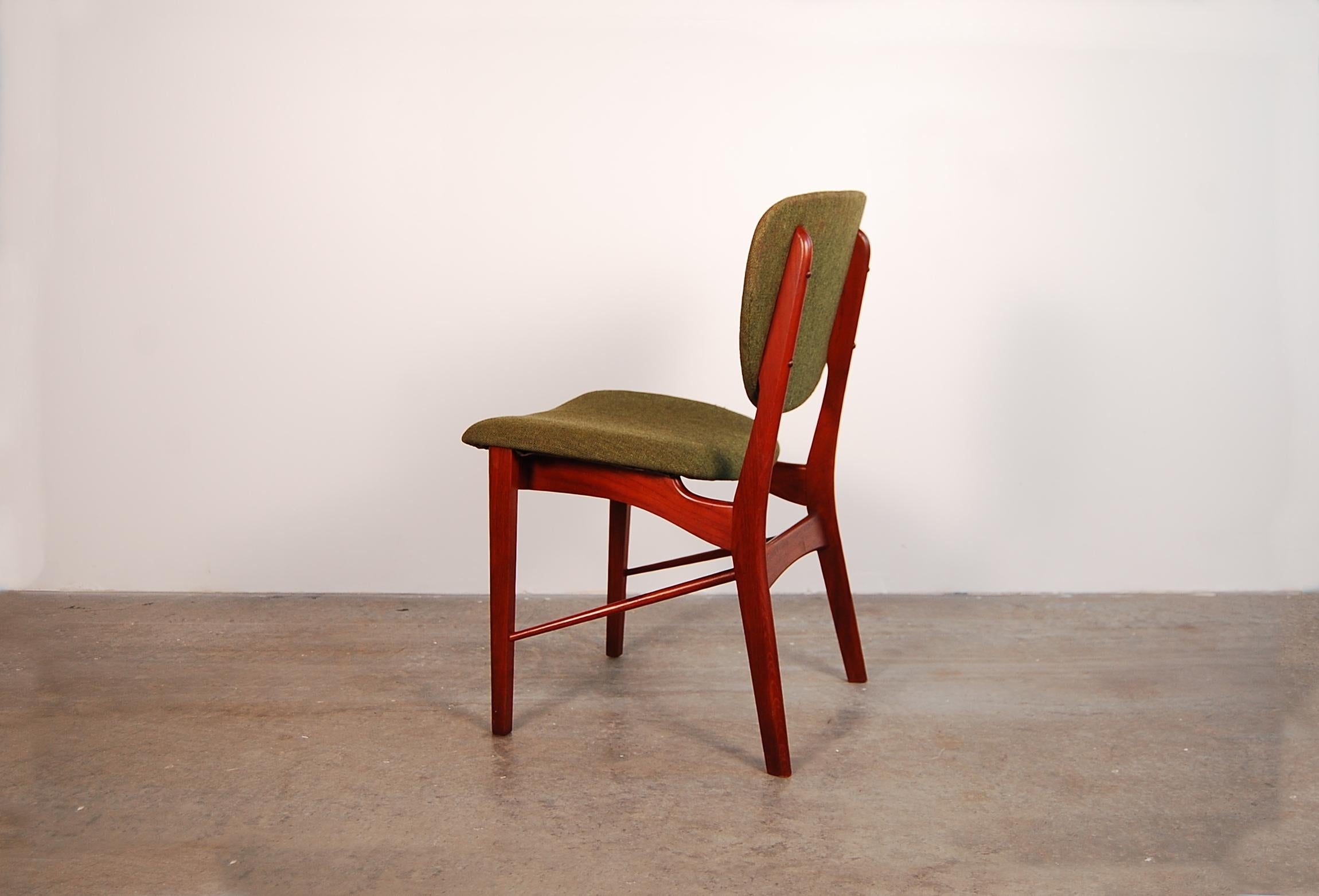 Scandinavian Modern Danish Chair by Niels Vodder For Sale