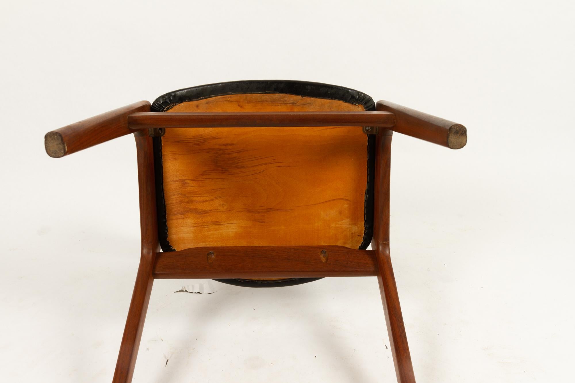 Danish Chair in Solid Teak, 1960s 8
