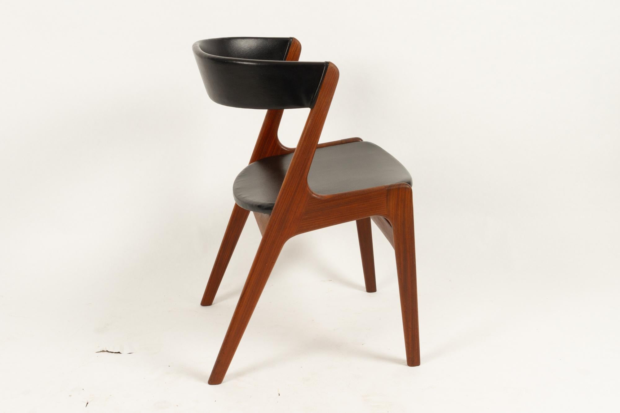 Danish Chair in Solid Teak, 1960s 2