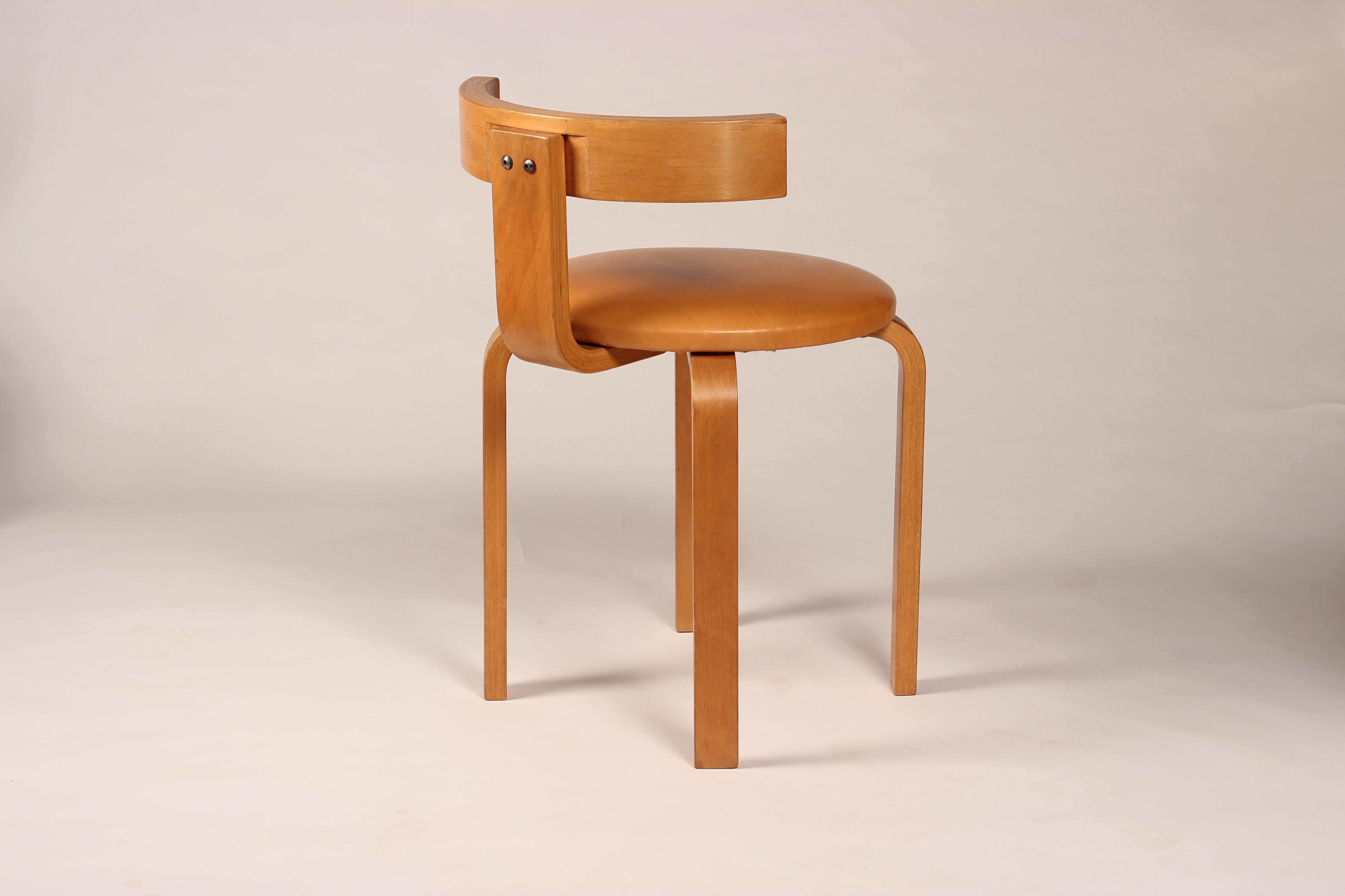 20ième siècle Chaise ou tabouret danoise de Georg Petersens pour Mobelfabrik dans le style d'Alvar Aalto en vente