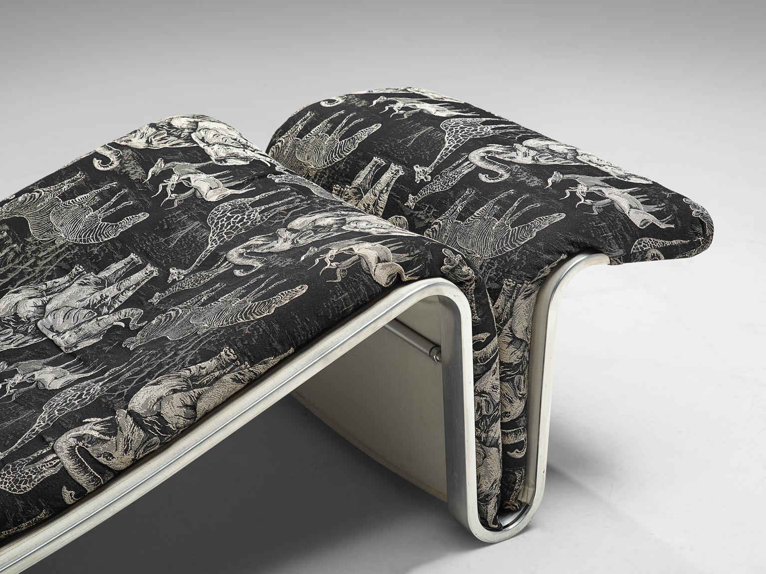 Late 20th Century Danish Chaise Lounge in Rare Fabric