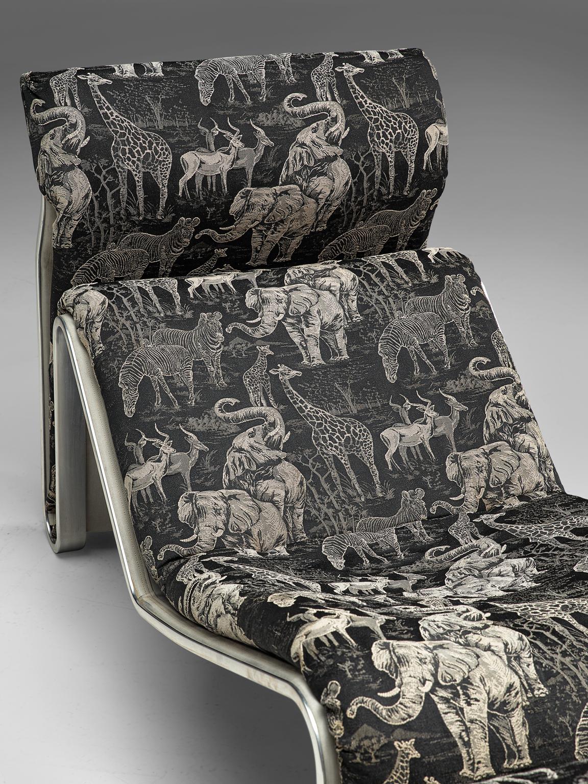 Danish Chaise Lounge in Rare Fabric 1