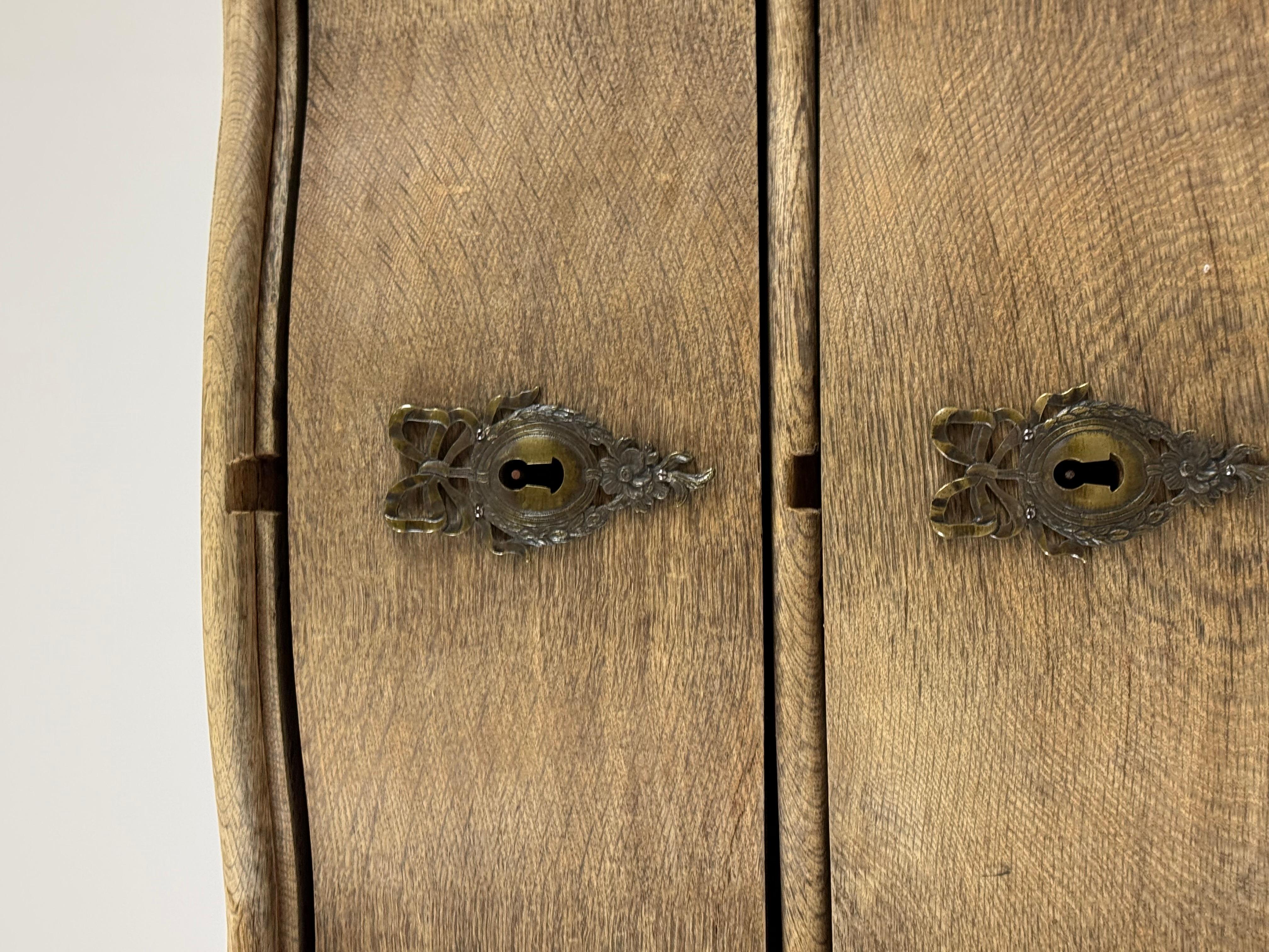 Danish chest of drawers ca. 1800-1820 oak For Sale 3