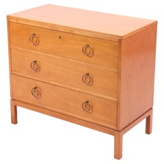Danish chest of drawers in beech, Designed by Cabinetmaker Fritz Hansen